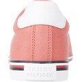 Tommy Hilfiger Sneaker »ESSENTIAL TH SNEAKER«, mit Streifen an der Laufsohle