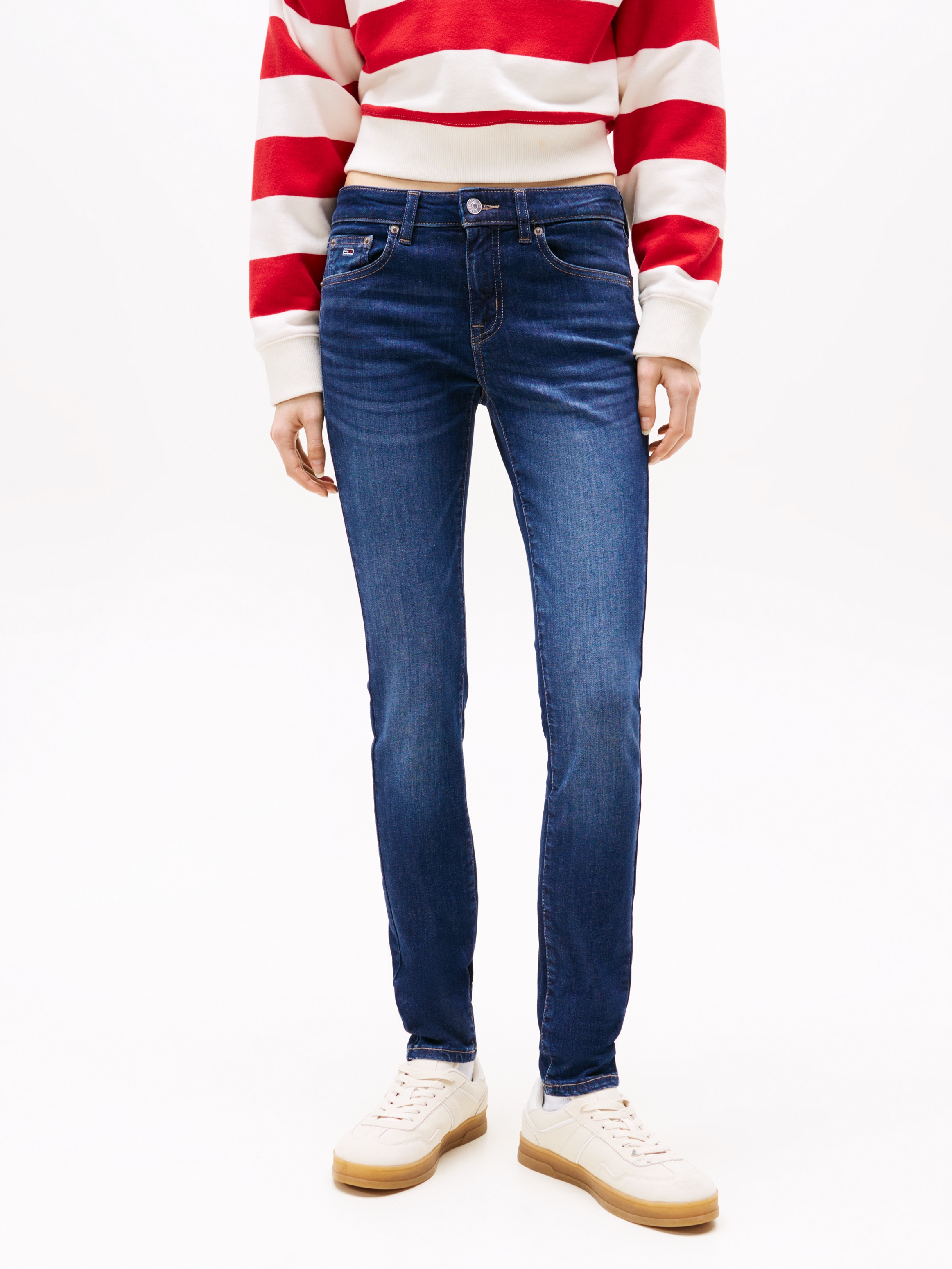 Tommy Jeans Skinny-fit-Jeans »SOPHIE LW SKN« mit Waschung, Logo-Badge, Low Rise