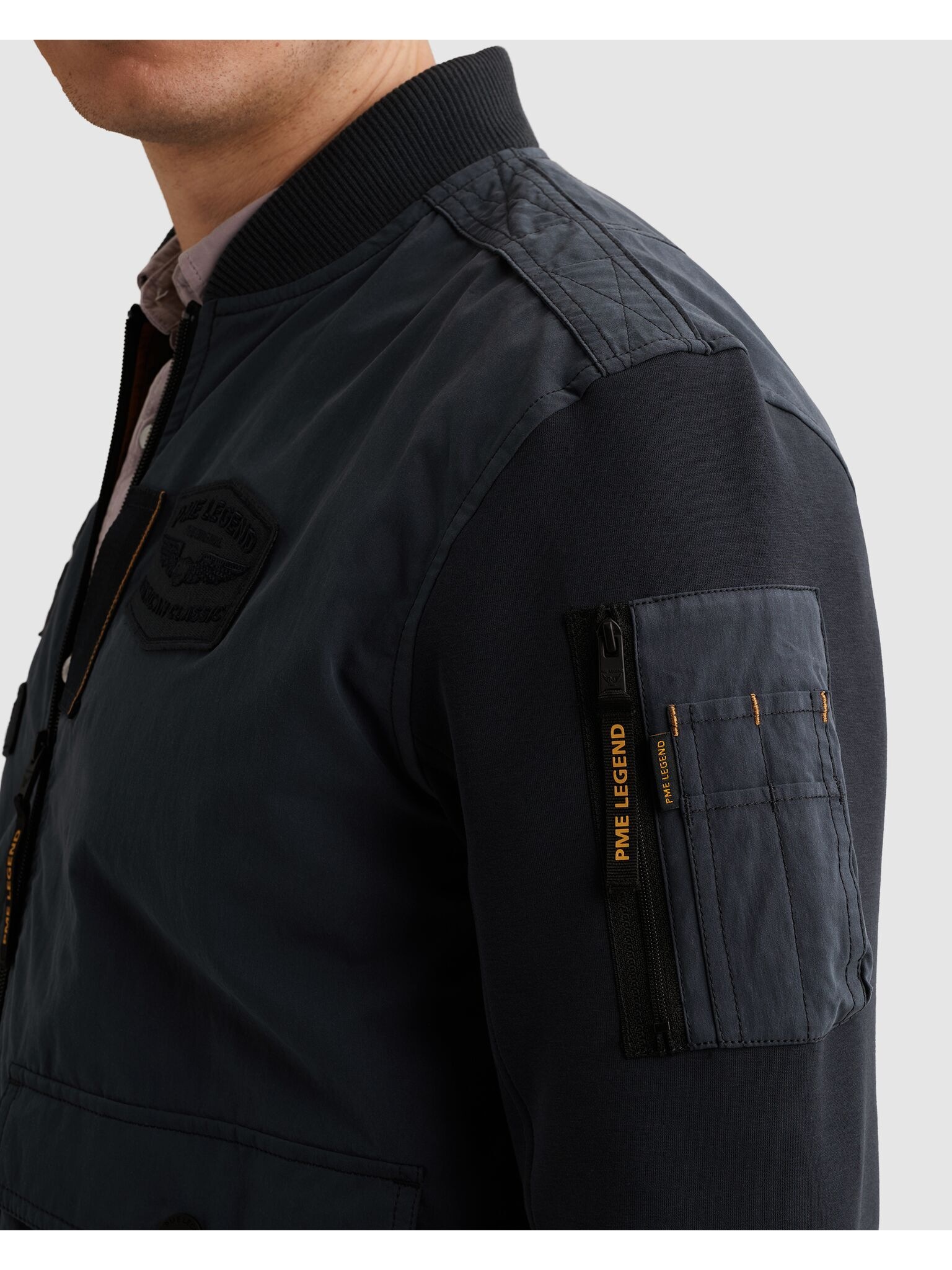 PME LEGEND Bomberjacke Ärmel aus Sweatware, Vorder- und Rückenteil aus Webware