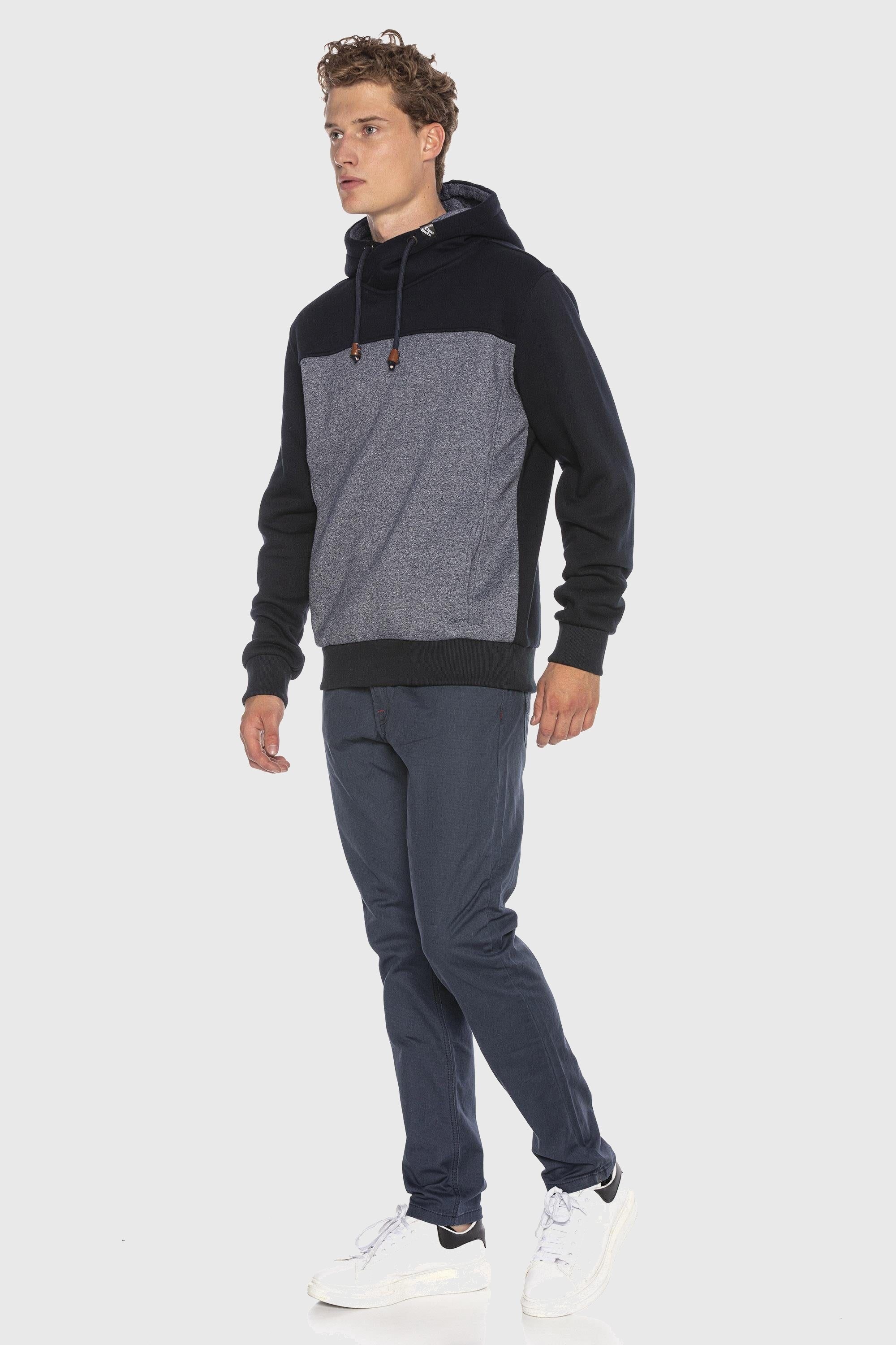 Cipo & Baxx Kapuzenpullover »Sweatshirts«, (1 tlg.), im Kontrast-Look