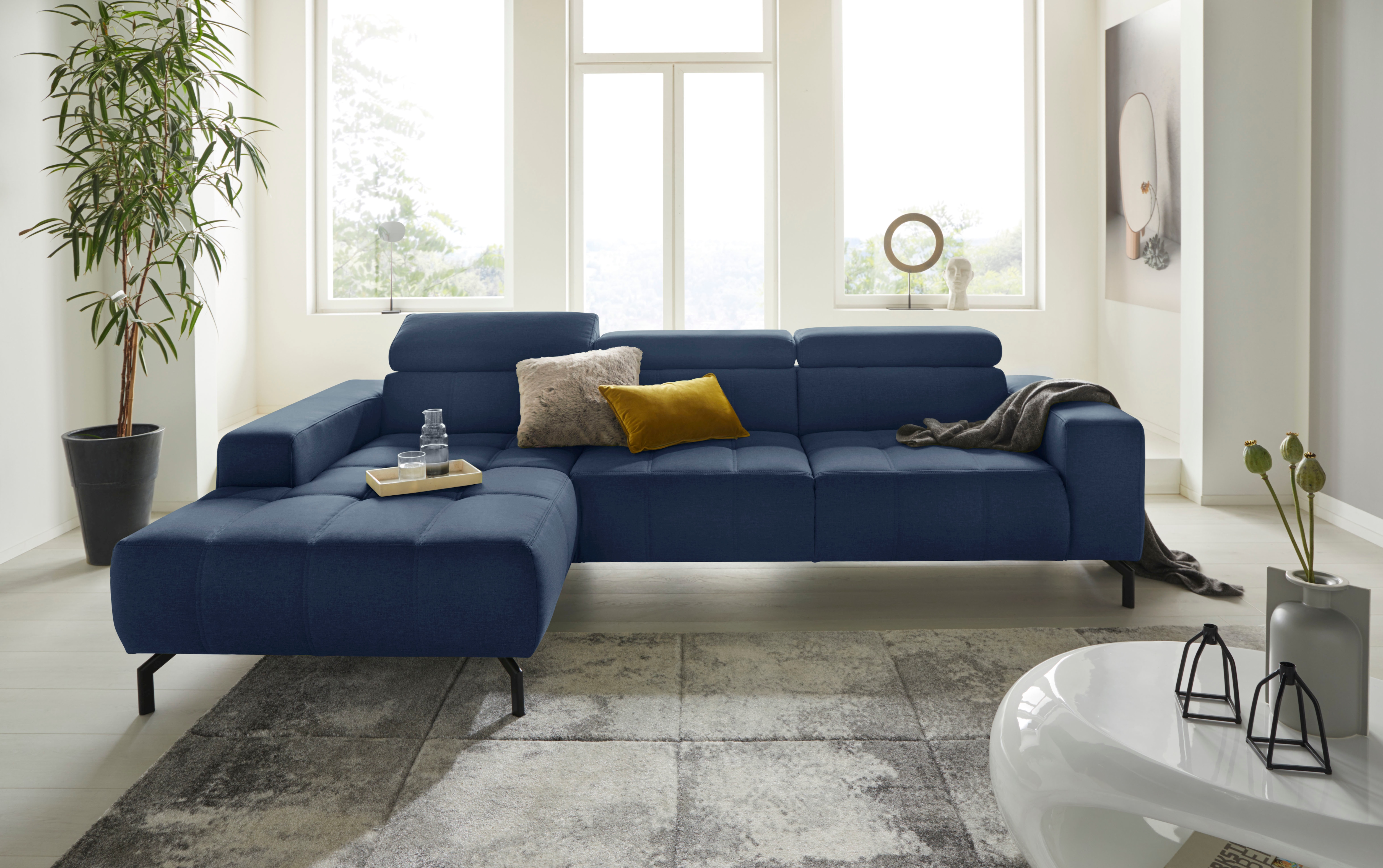 DOMO collection Ecksofa "Cunelli tolle Sitznähte als Designelement, fester Sitzkomfort, L-Form" whlw. verstellbare Kopfteile, passend für gängige Saugroboter