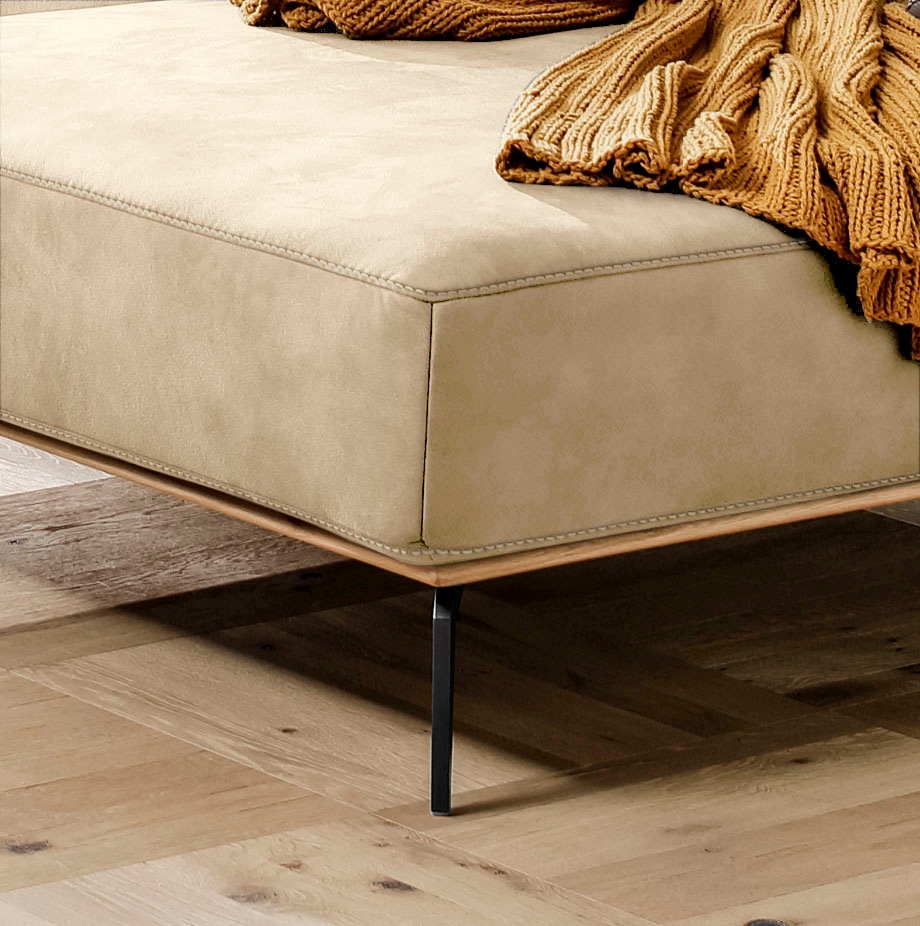 W.SCHILLIG Ecksofa »run, Designsofa mit tollem Sitzkomfort, bequem, L-Form«, mit Holzsockel, Füße in Schwarz pulverbeschichtet, Breite 299 cm