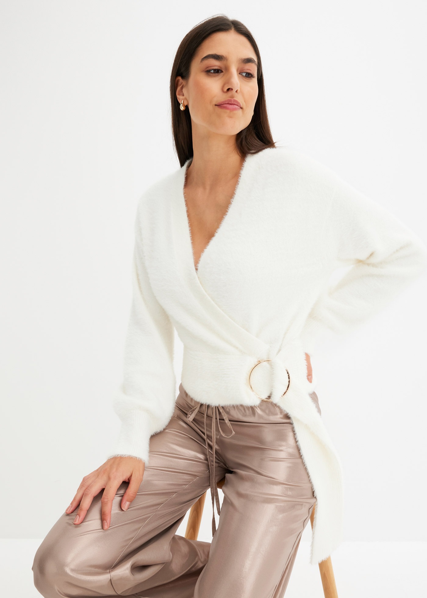 bonprix Wickelpullover aus Polyamid, Viskose und Polyester, schmale Passfor günstig online kaufen