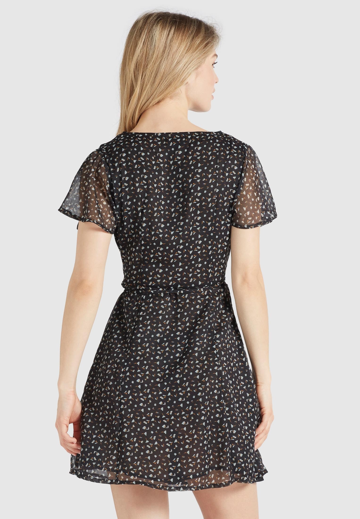 khujo Chiffonkleid »khujo Kleid VARVARA«, aus Chiffon mit Flügelärmeln