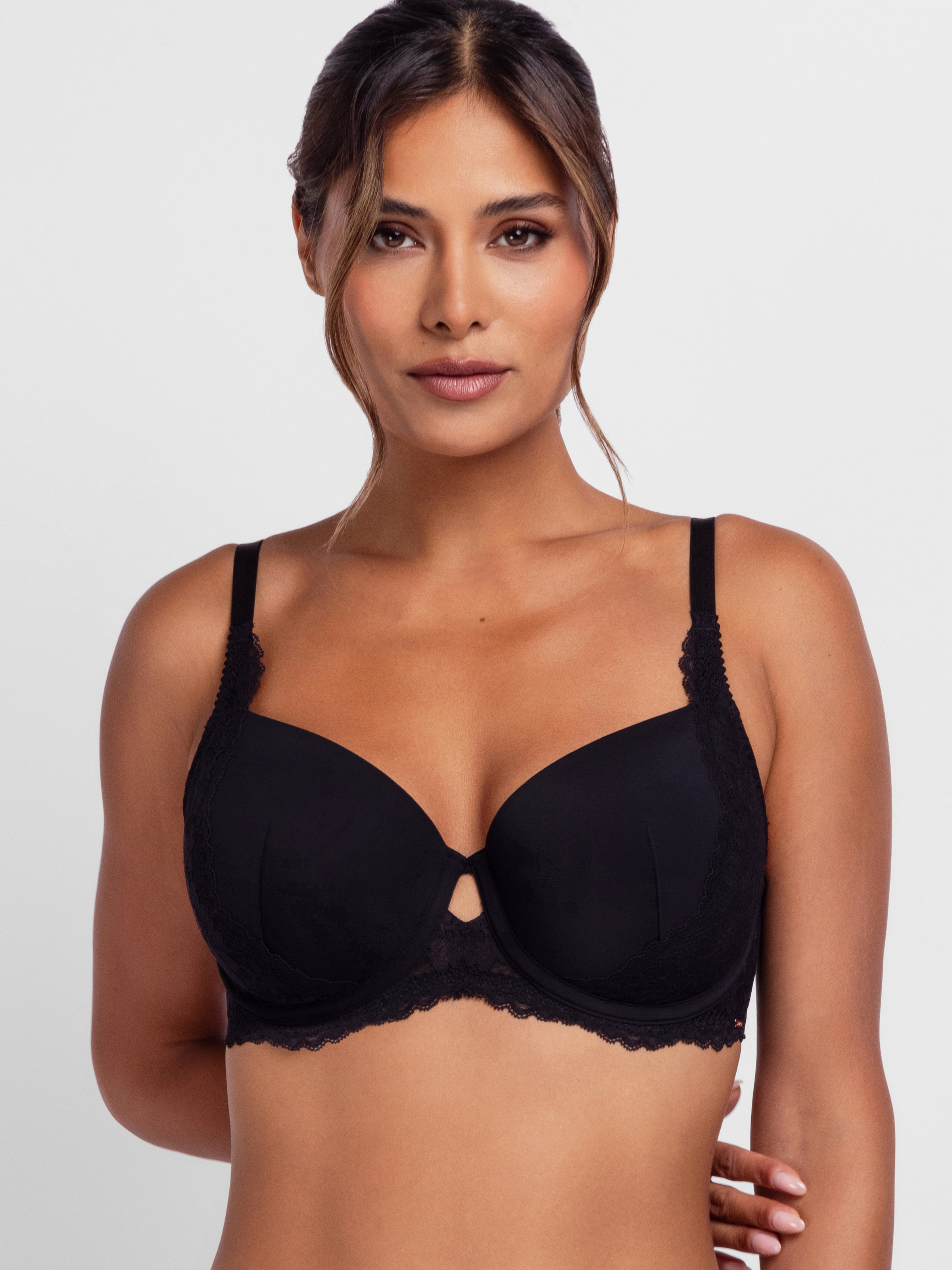 Dorina 1100000002199 "Anahi" zarte florale Spitzenverzierung, leicht gepolsterte, vorgeformte Cups