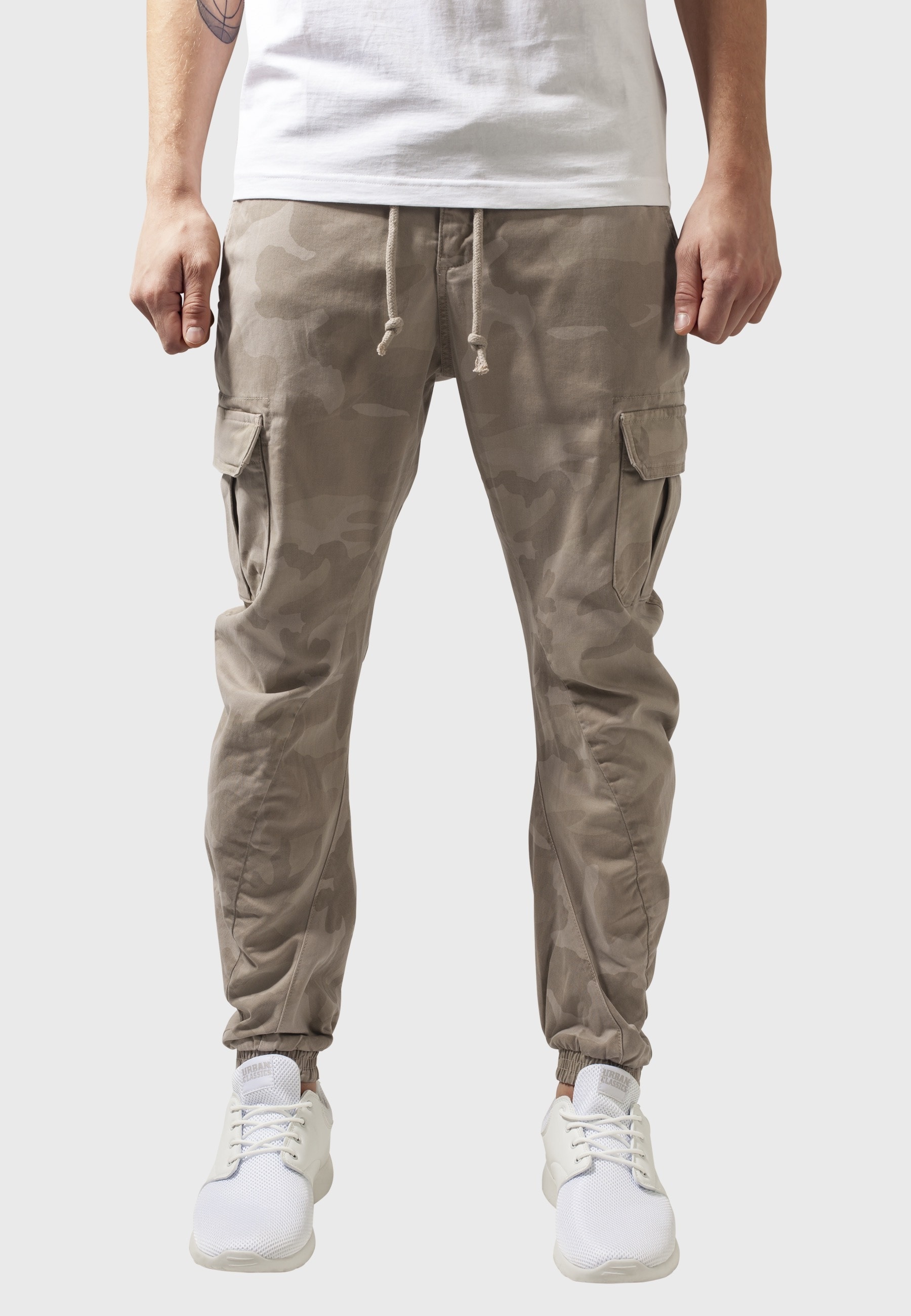 URBAN CLASSICS Cargohose »Urban Classics Herren Camo Cargo Jogging Pants«