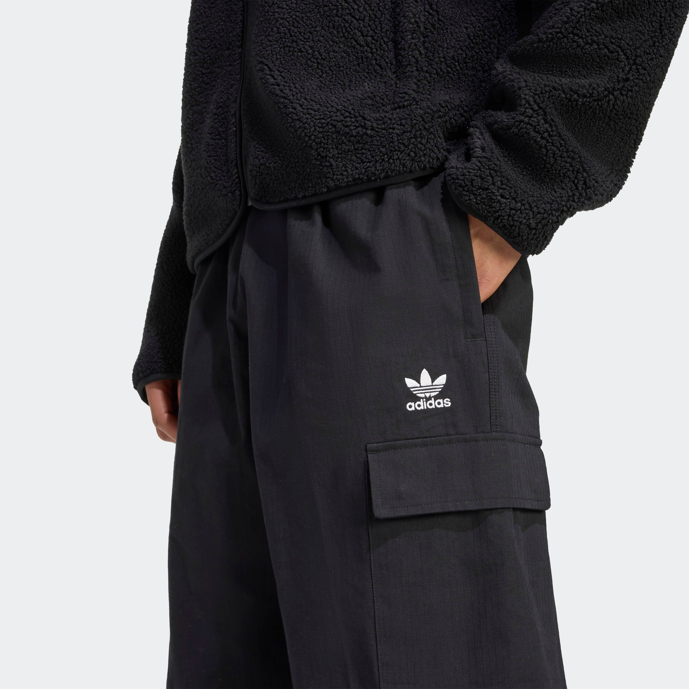 adidas Originals Sporthose »ESS C PANTS WV«, (1 tlg.)