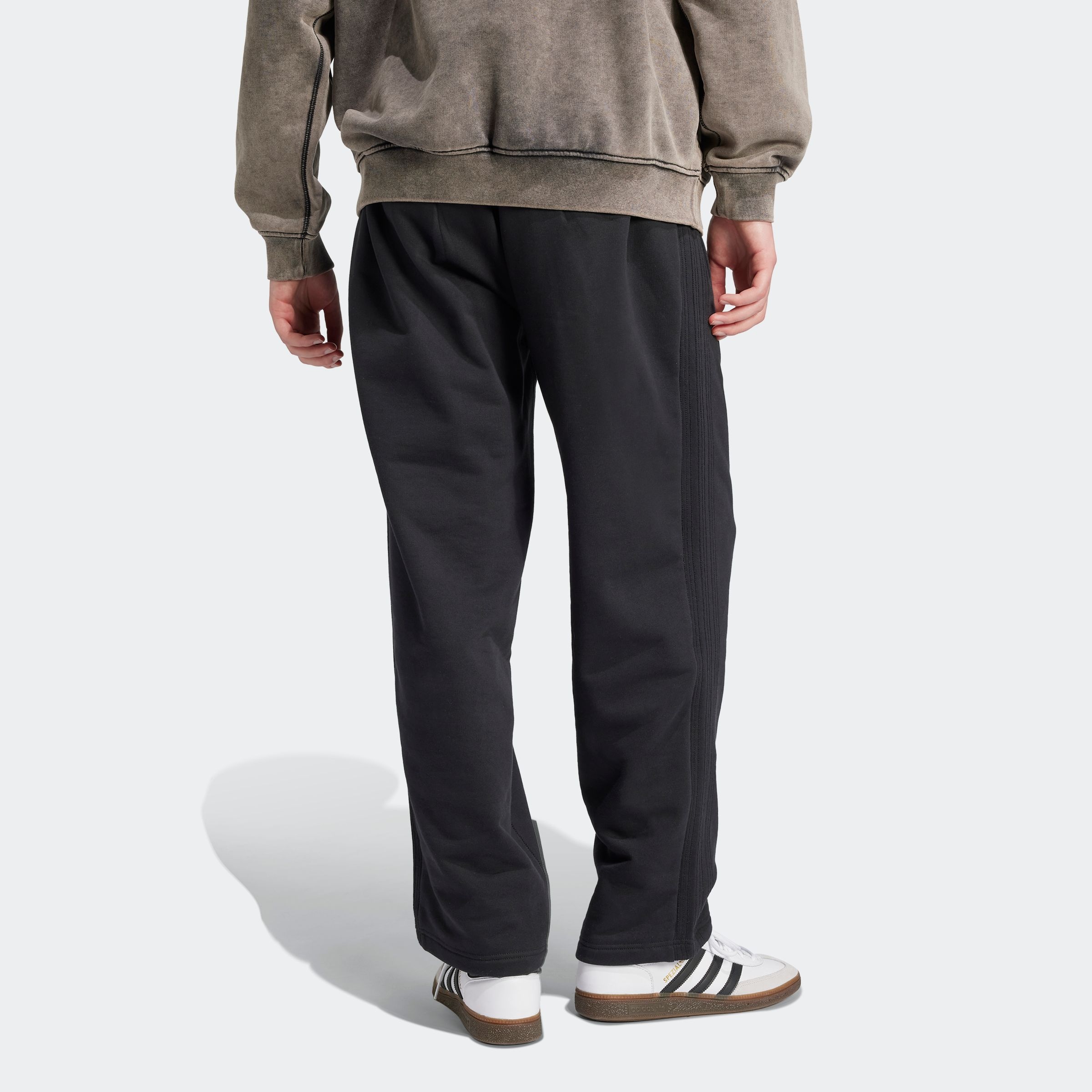 adidas Originals Sporthose »P ESS WIDE PT«, (1 tlg.)