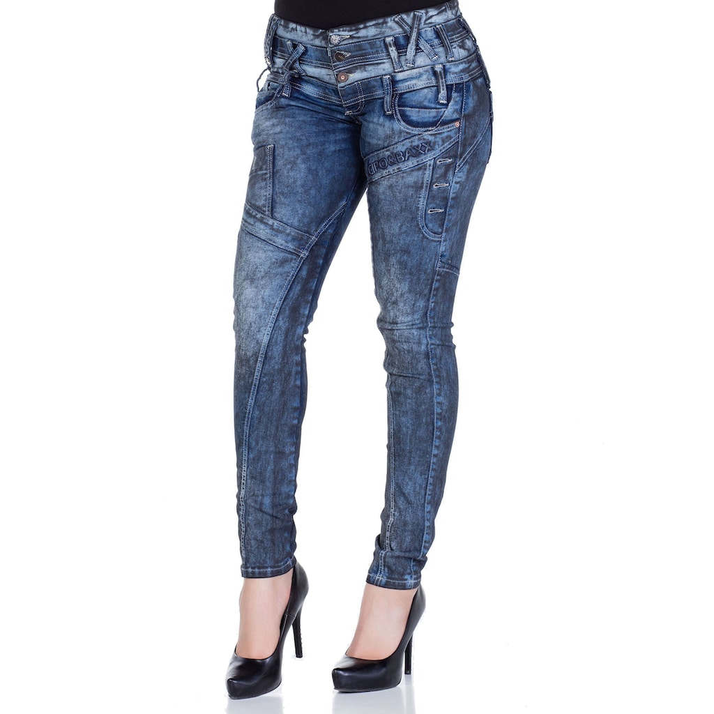 Cipo & Baxx Slim-fit-Jeans, mit Dreifachbund