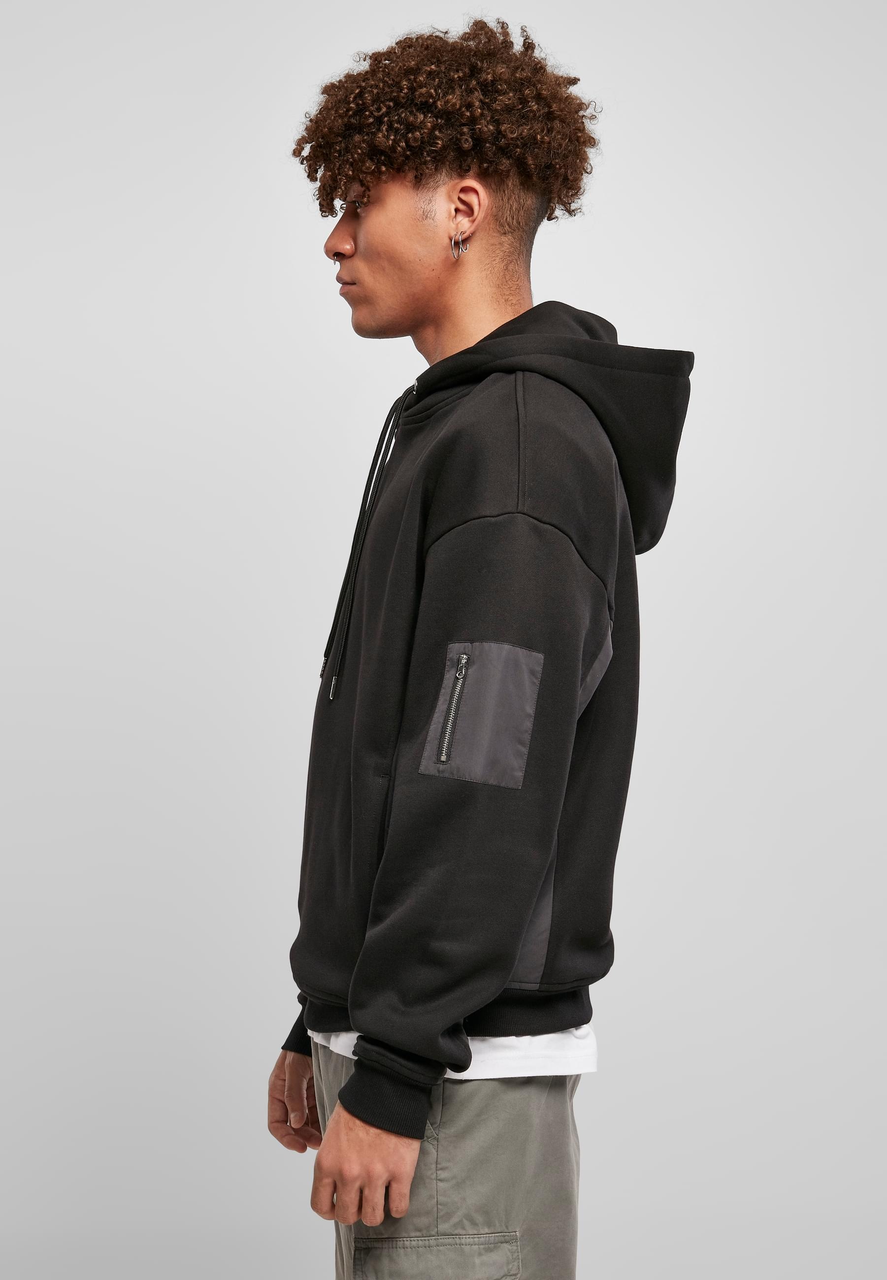 URBAN CLASSICS Kapuzensweatshirt »Urban Classics Herren Military Bomber Hoody«, (1 tlg.)