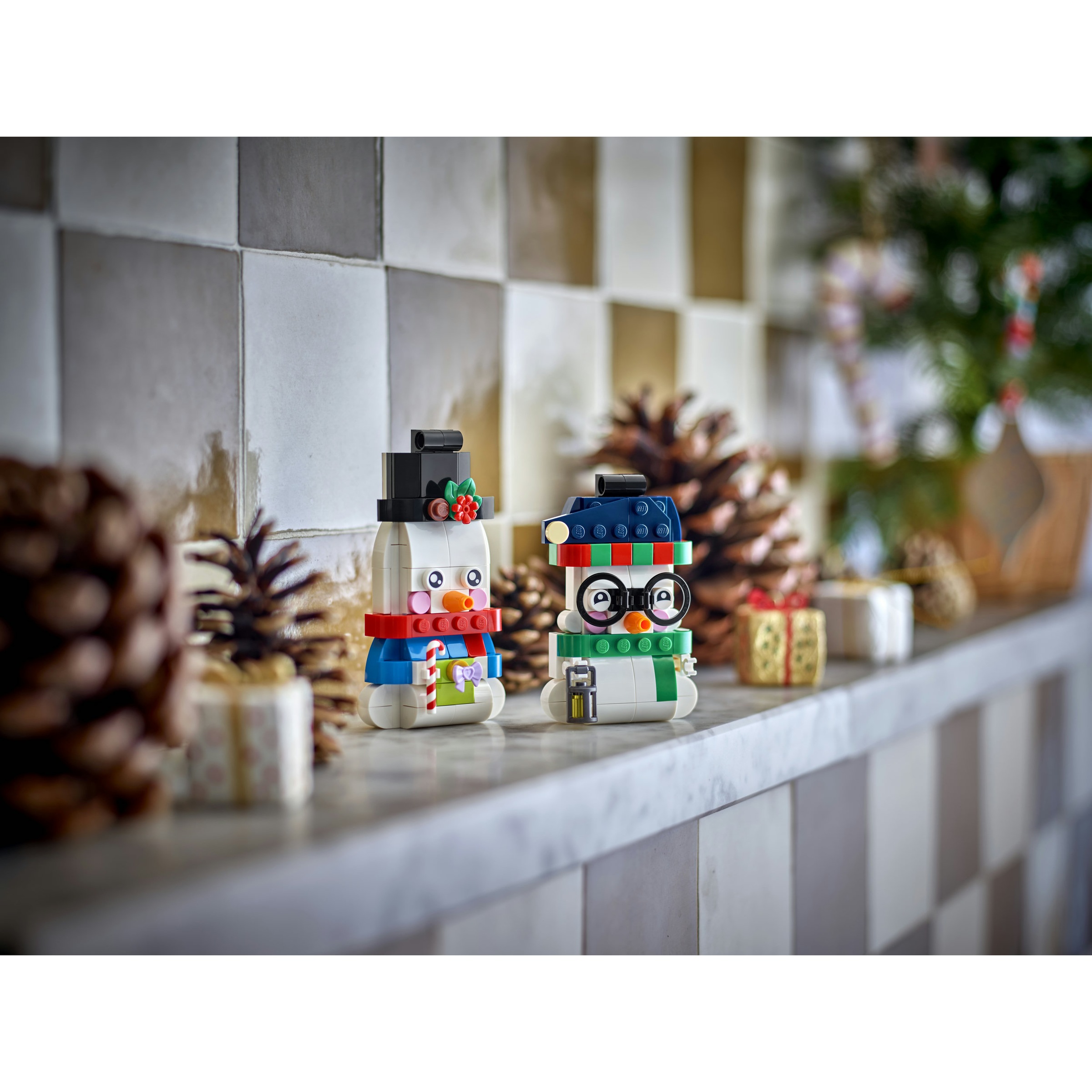 LEGO® Konstruktionsspielsteine »Deko-Schneemänner (40812), LEGO Iconic« Made in Europe