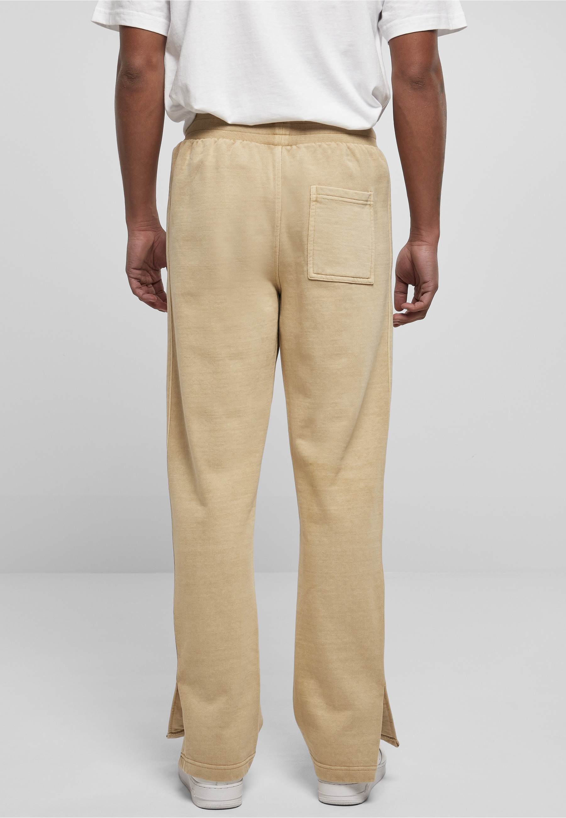 URBAN CLASSICS Jogginghose »Urban Classics Herren Heavy Terry Garment Dye Slit Sweatpants«