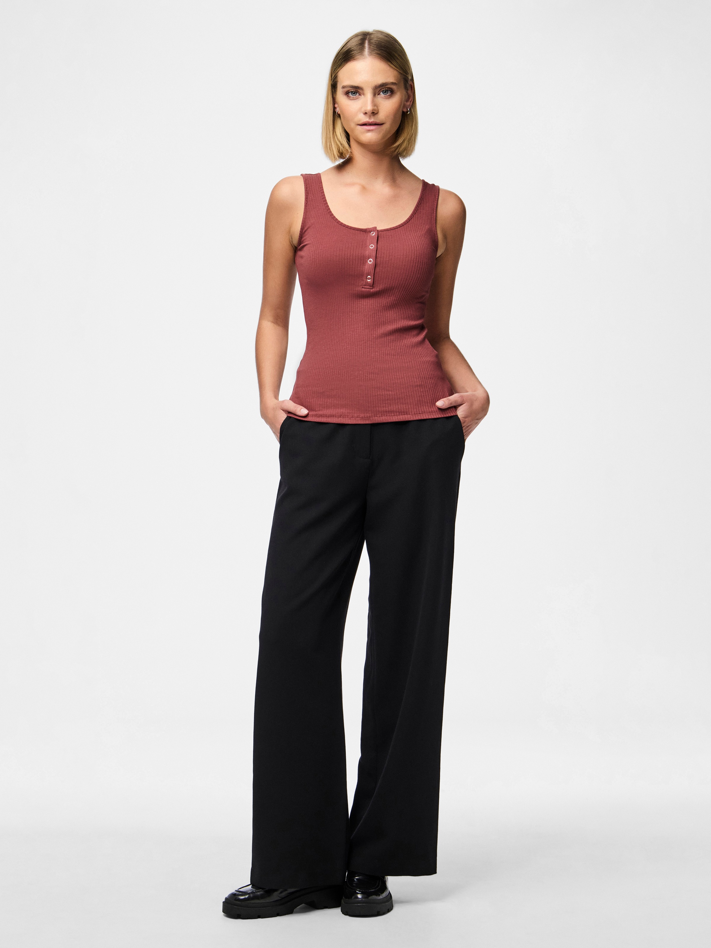 pieces Tanktop "PCKITTE TANK TOP NOOS BC" günstig online kaufen