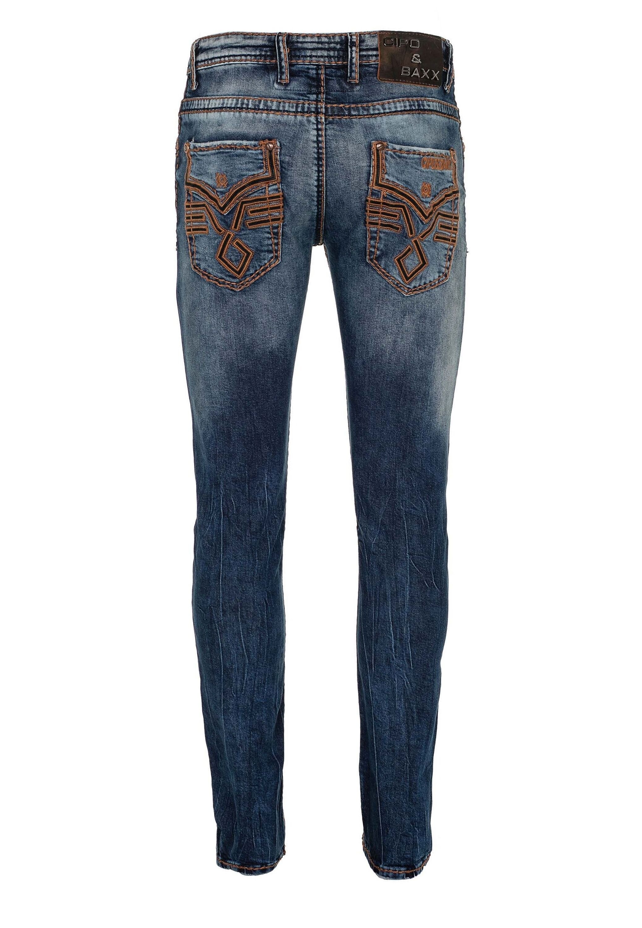 Cipo & Baxx Slim-fit-Jeans »Jeans«, mit bestickten Gesäßtaschen, CD-483