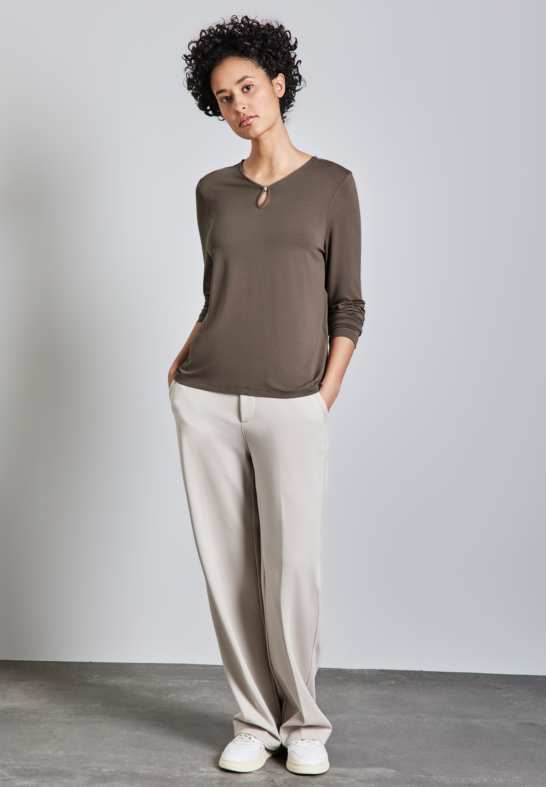 STREET ONE Langarmshirt, mit Seitlichen Einschlitzen am Saum