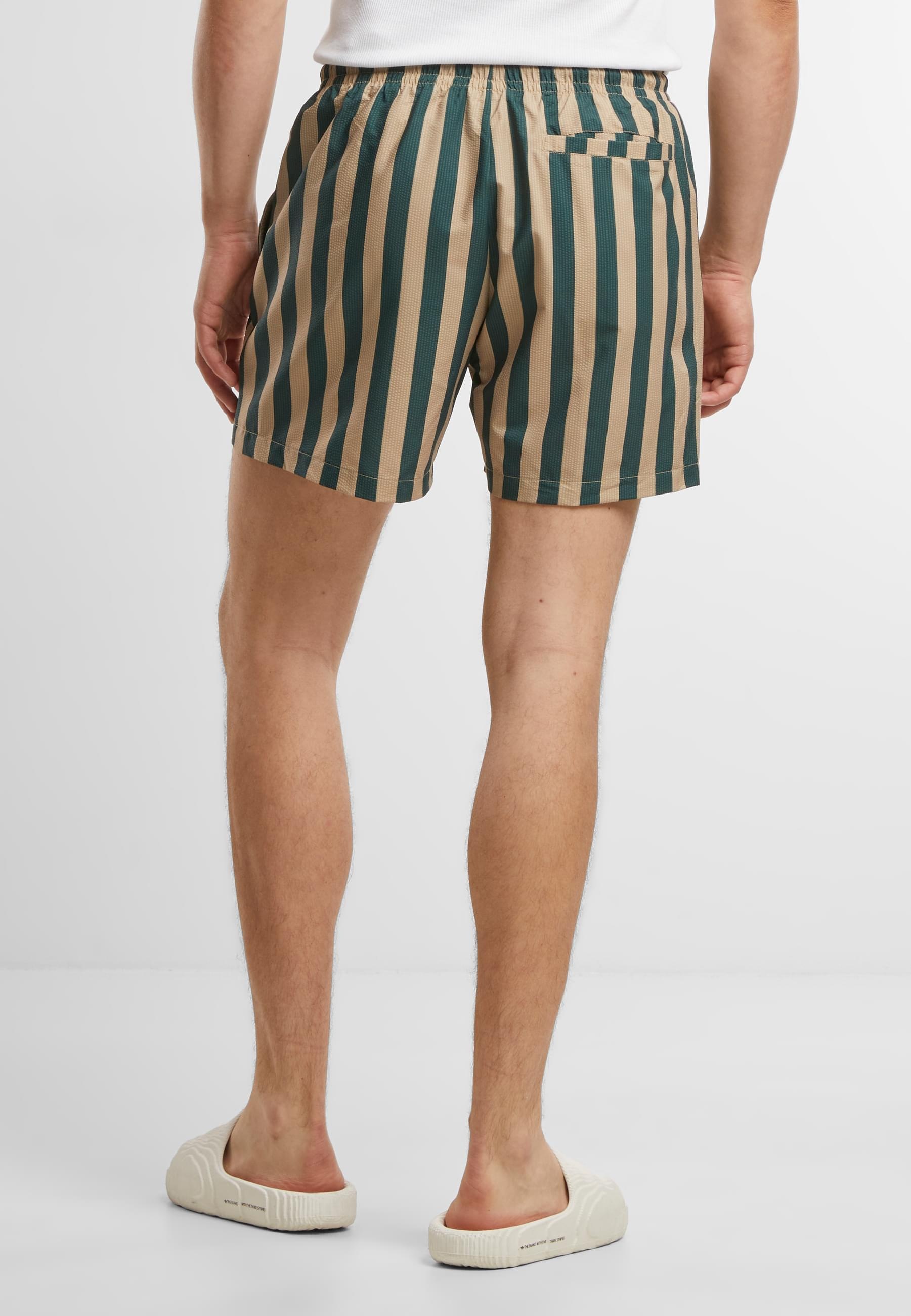 URBAN CLASSICS Badeshorts »Urban Classics Striped Seersucker Swim Shorts«