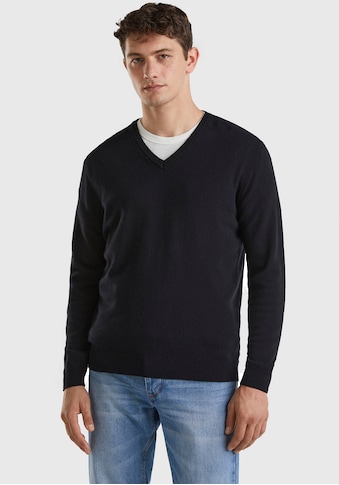 United Colors of Benetton V-Ausschnitt-Pullover im cleanen Look