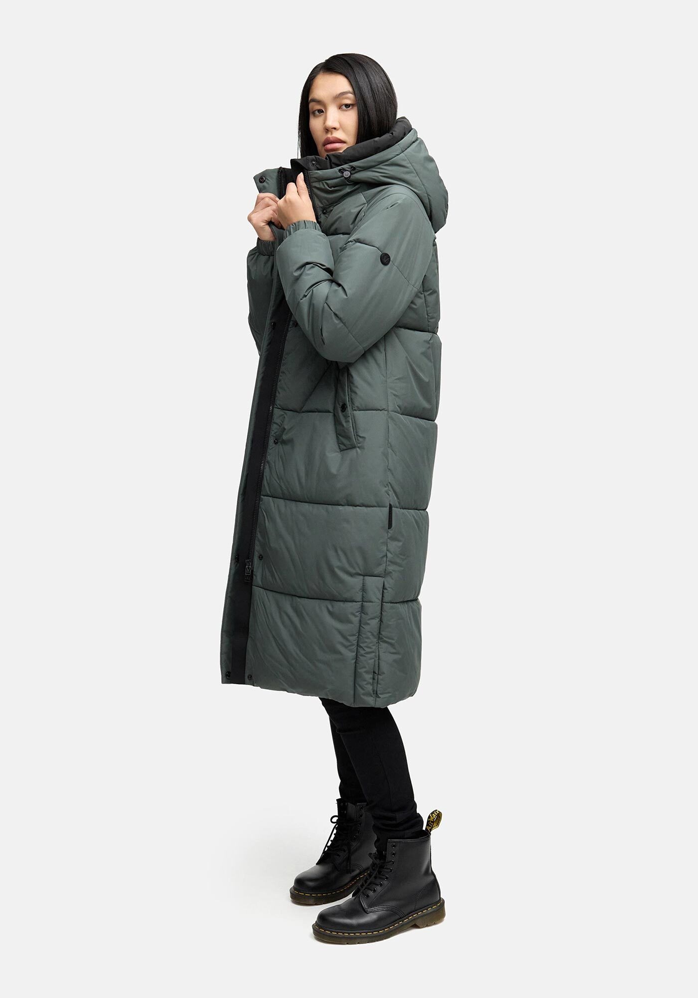 Marikoo Winterjacke »Yaskaa«, Bewegungsschlitze mit Druckknopfverschluss