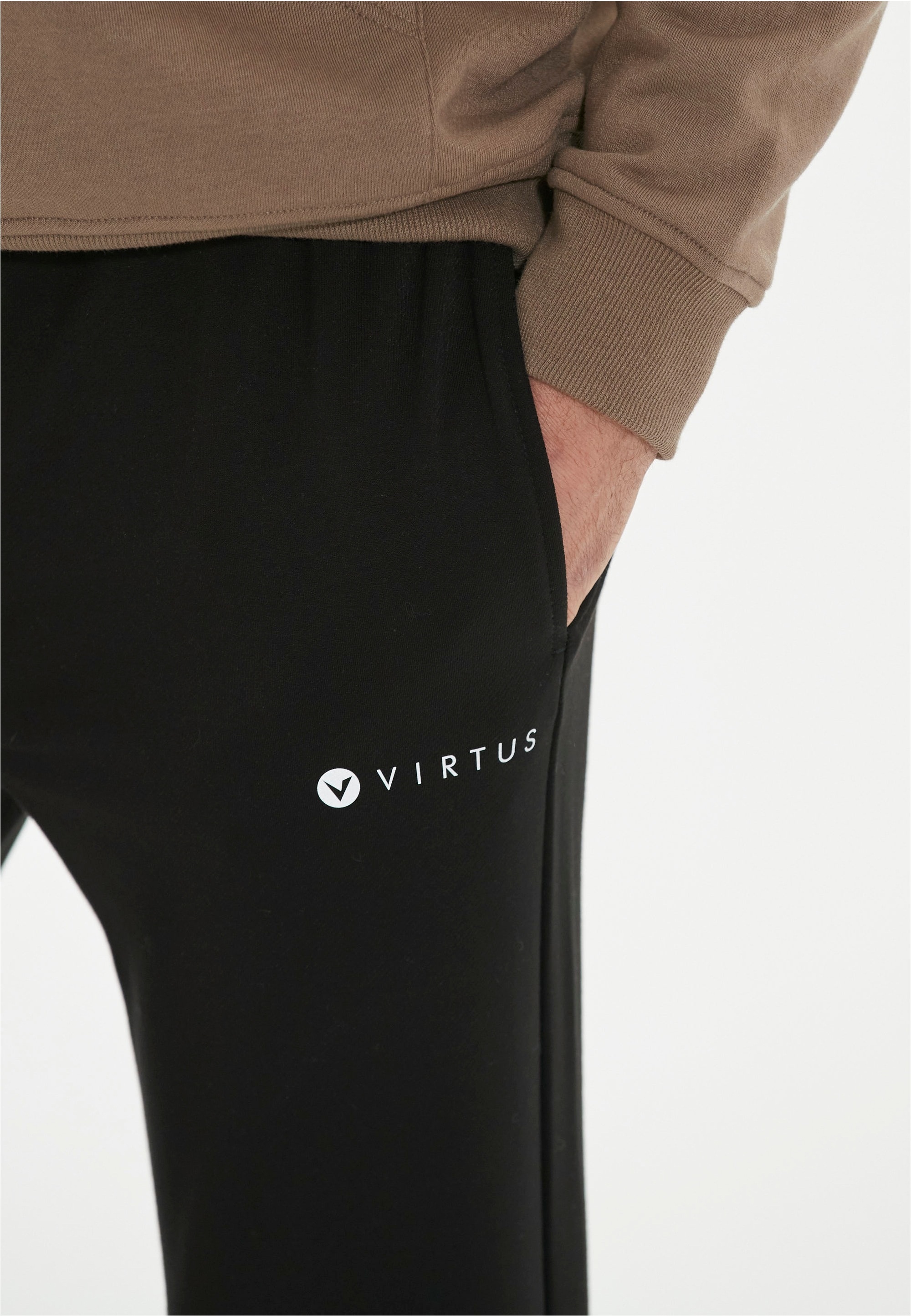 Virtus Sweathose »Streat«, mit Baumwoll-Touch
