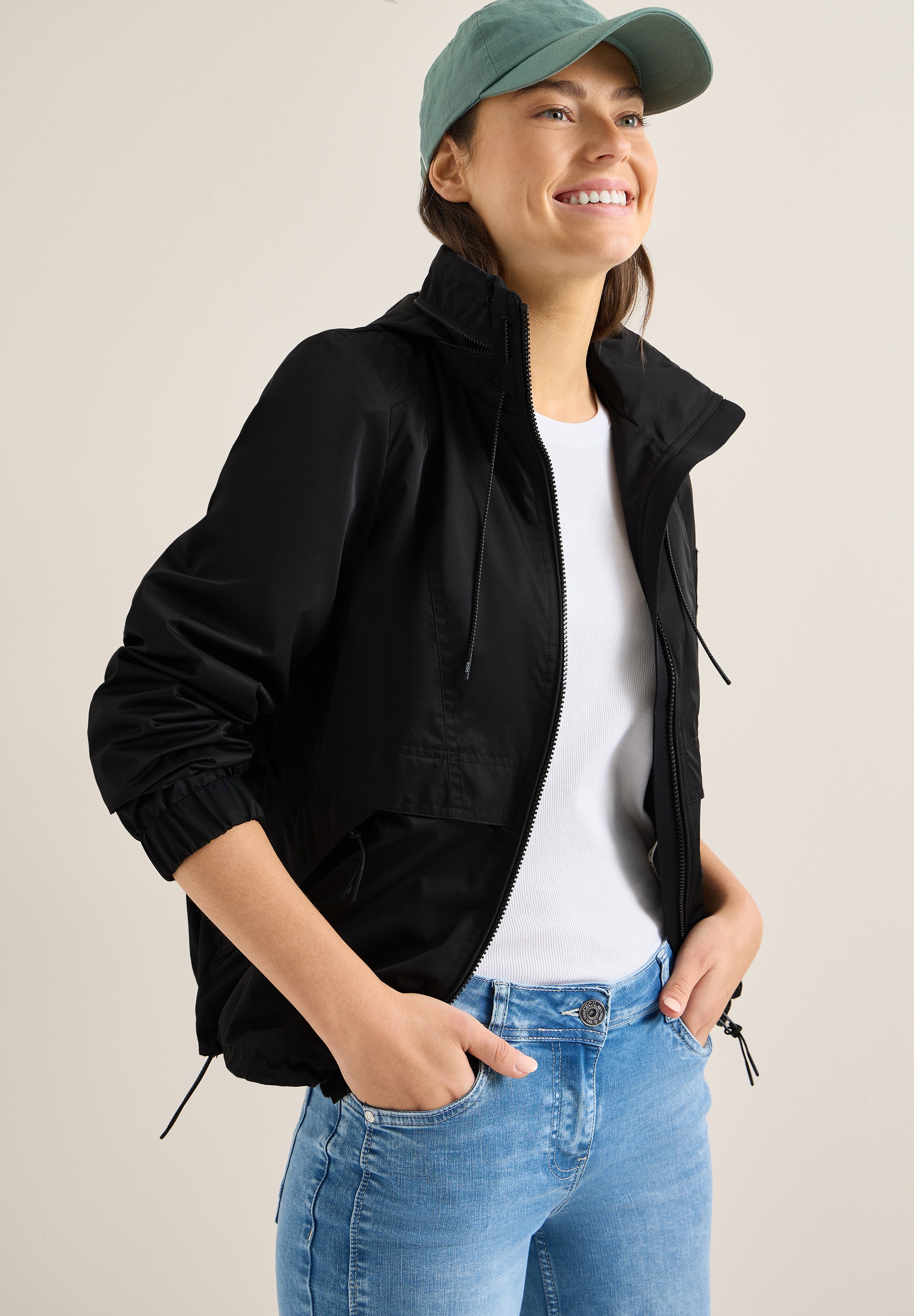 Windbreaker CECIL, Damen, Gr. XL (44), schwarz, Stoff, Obermaterial: 100% Polyester; Futter: 100% Polyester, unifarben, comfort fit normal, hoch geschlossener Ausschnitt, elastischer Bund, Jacken Windbreaker, mit Stehkragen