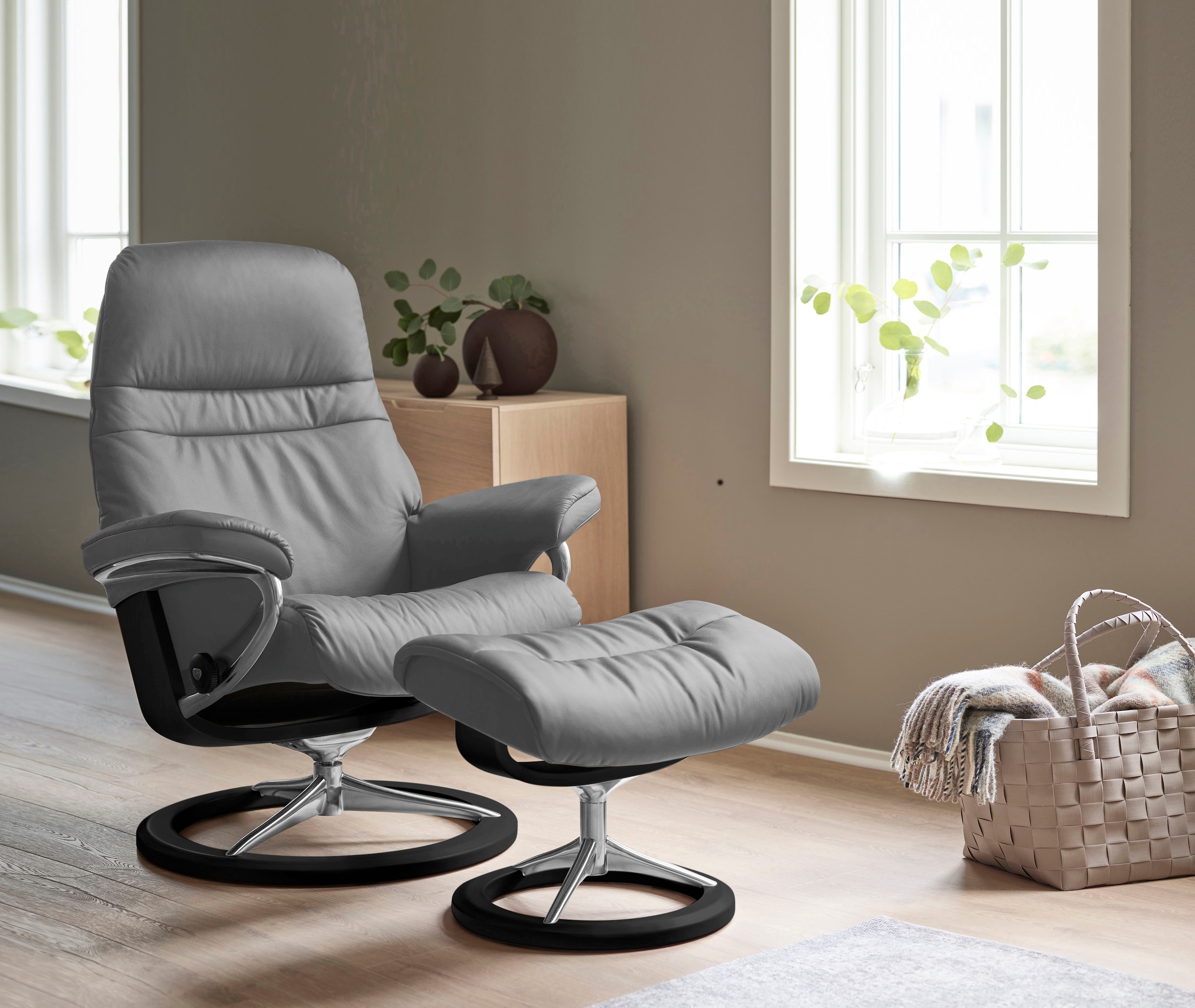 Stressless "Sunrise" mit Signature Base, Größe M, Gestell Schwarz, in 2 Led günstig online kaufen