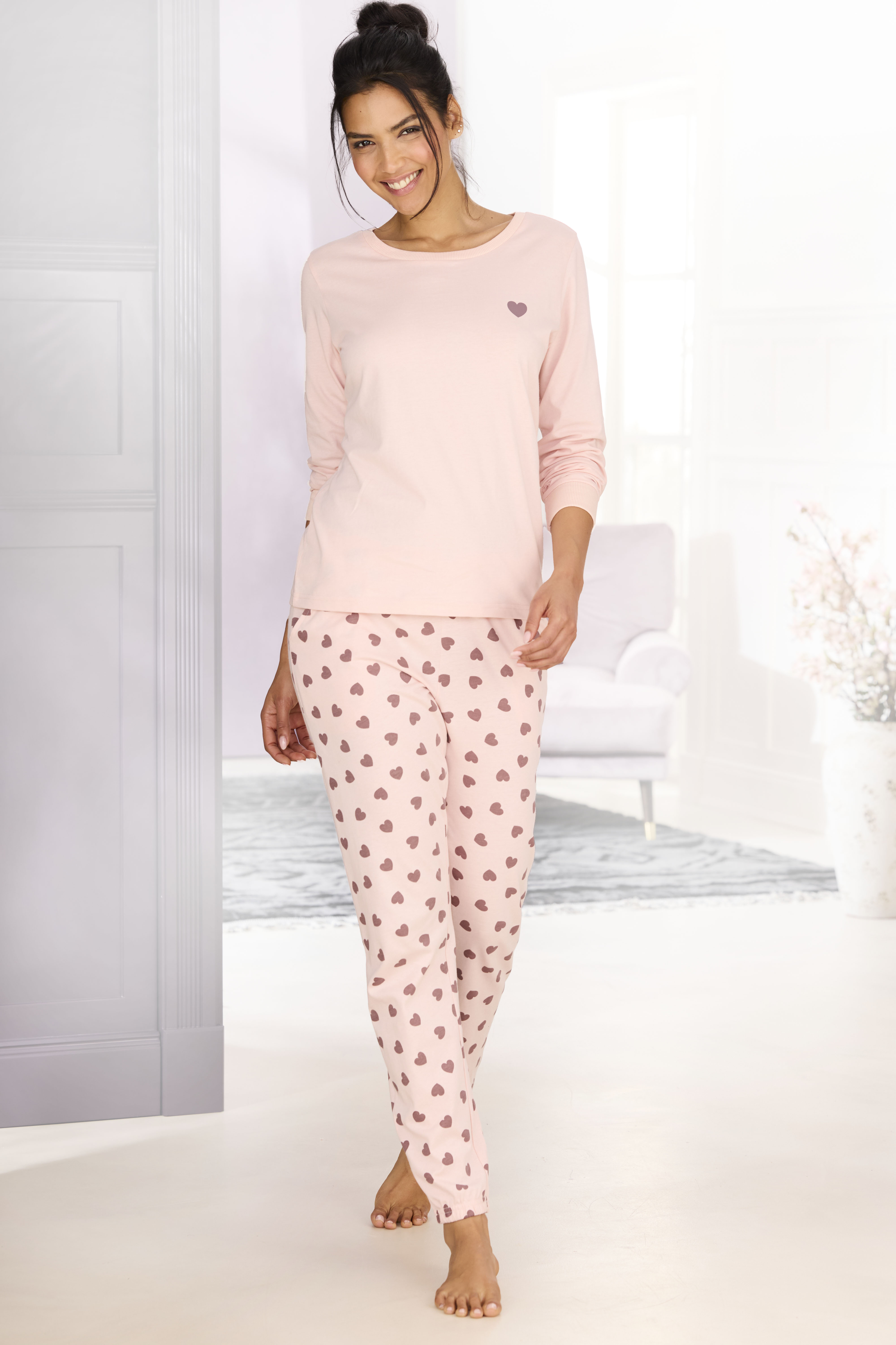 Vivance Dreams by Lascana Pyjama Set, 2 tlg. mit süßem Herzmuster