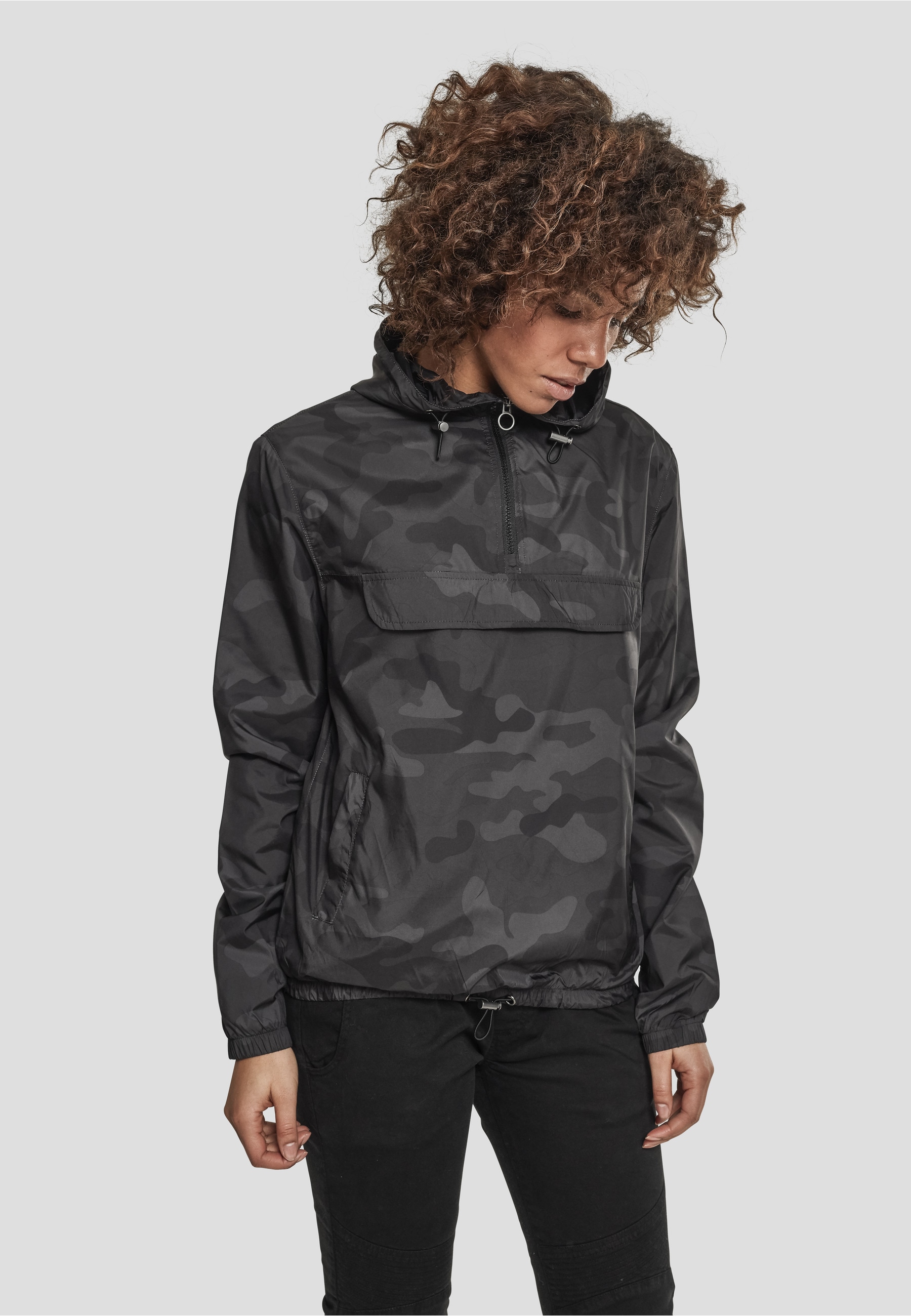 URBAN CLASSICS Outdoorjacke »Urban Classics Damen Ladies Camo Pull Over Jacket« 1 Stk. tlg. mit Kapuze