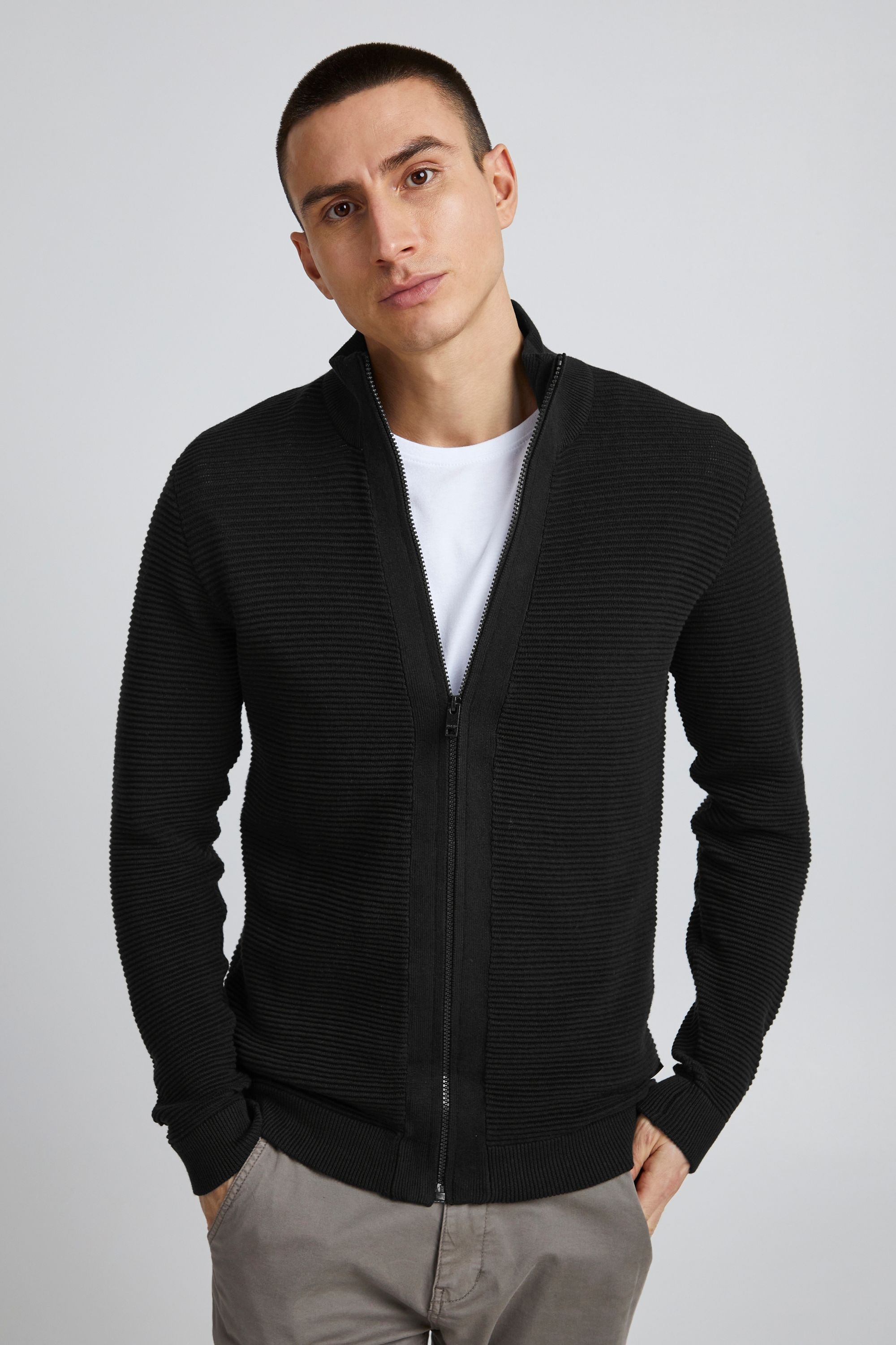 !Solid Strickjacke »Strickjacke SDNicklas«