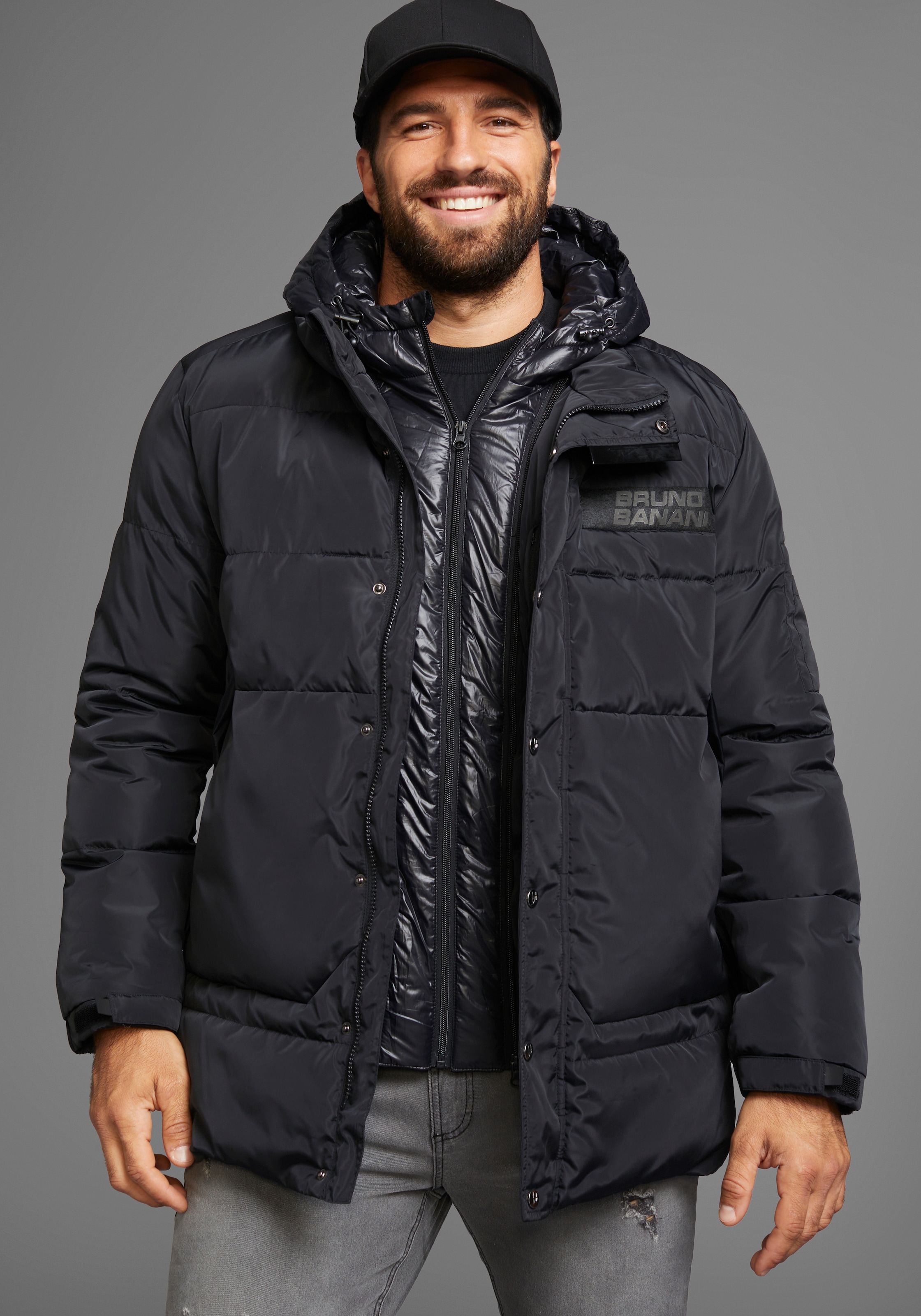 Bruno Banani Winterjacke, mit Kapuze, wärmendes Material, hochschließender günstig online kaufen