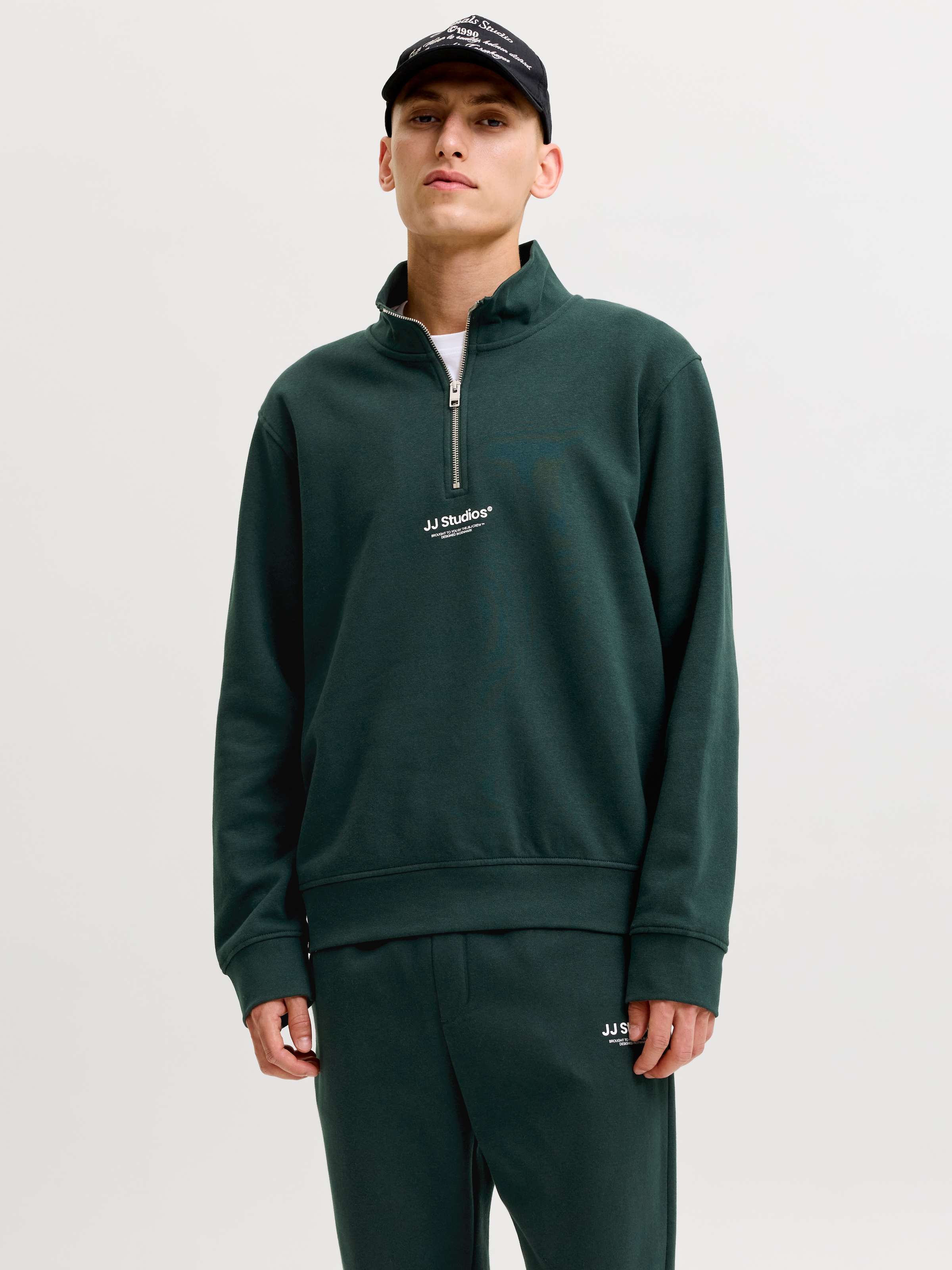 Jack & Jones Sweatshirt "JJESOHO SWEAT QUARTER ZIP HN NOOS", Baumwollmischung, relaxed fit