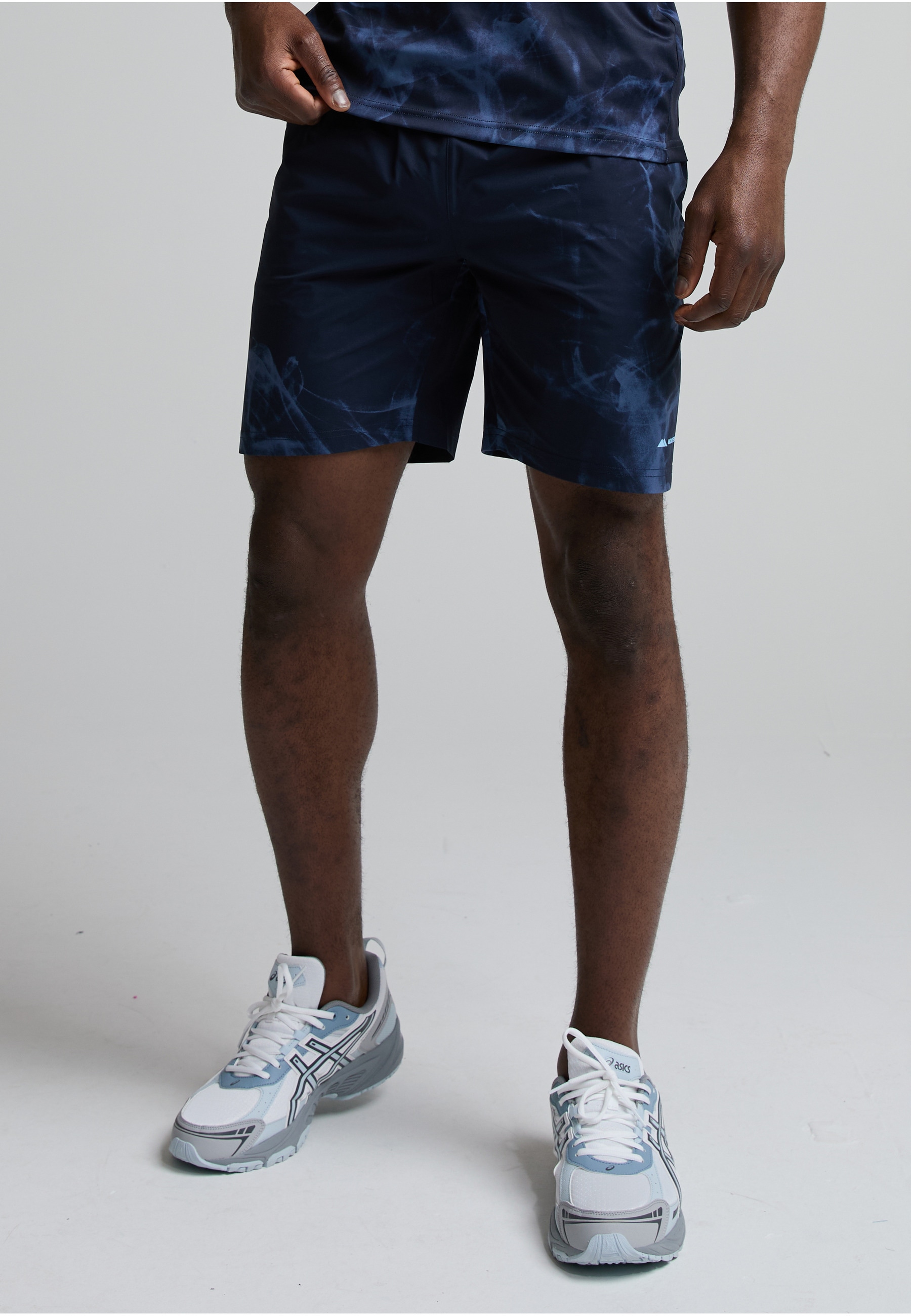 Monterrain Trainingsshorts »Monterrain TRANSCEND WOVEN RUNNING SHORT«