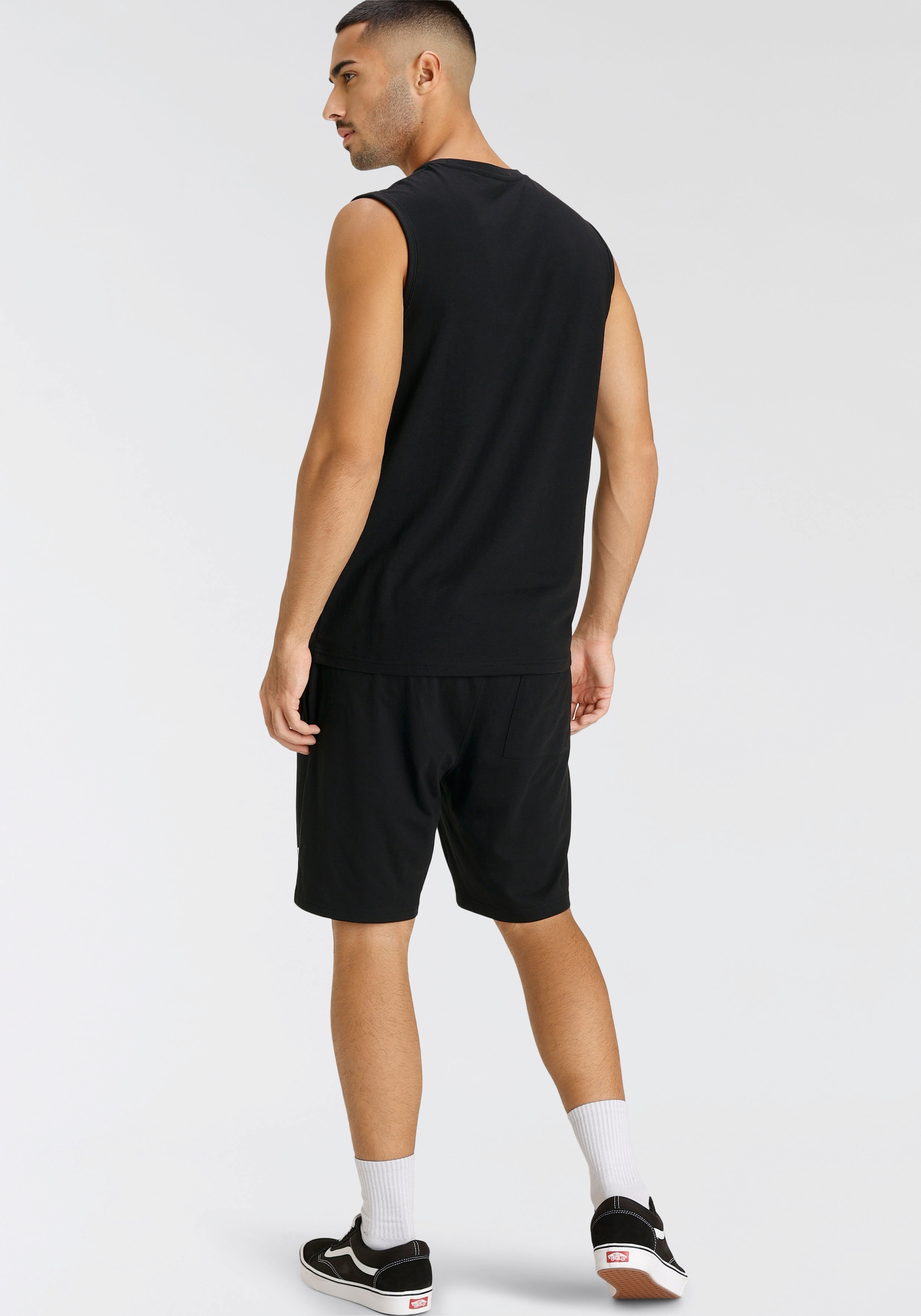 Lonsdale Sportanzug »ALLANTON«, (Set, 2 tlg.), Tank und Shorts Set