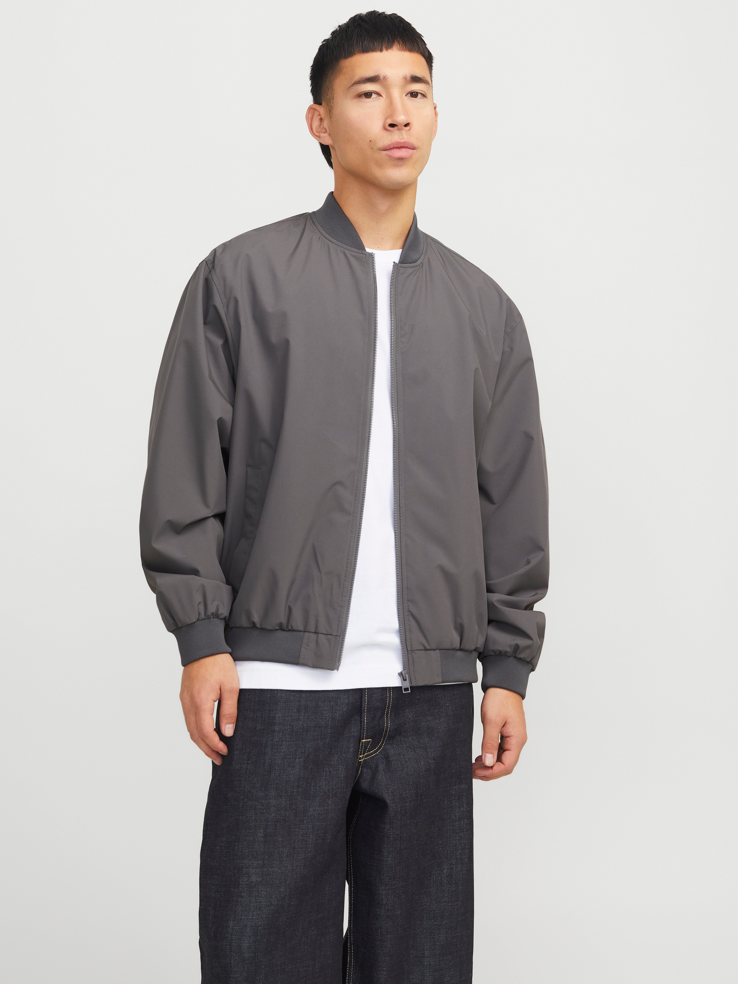 Jack & Jones Bomberjacke "JJECHARGE BOMBER JACKET NOOS", ohne Kapuze, mit Rippbündchen