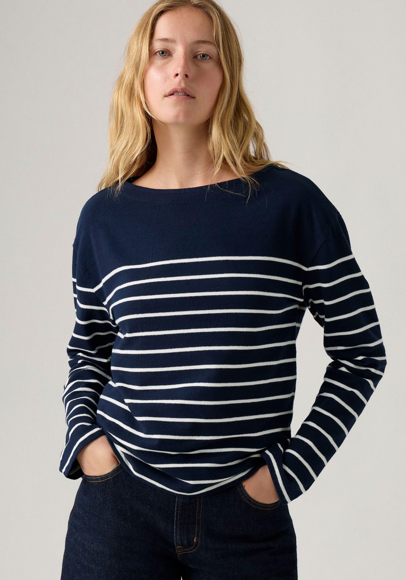 Levi's® Langarmshirt »MARIN STRIPE TOP«, Saum mit kurzen Seitenschlitzen