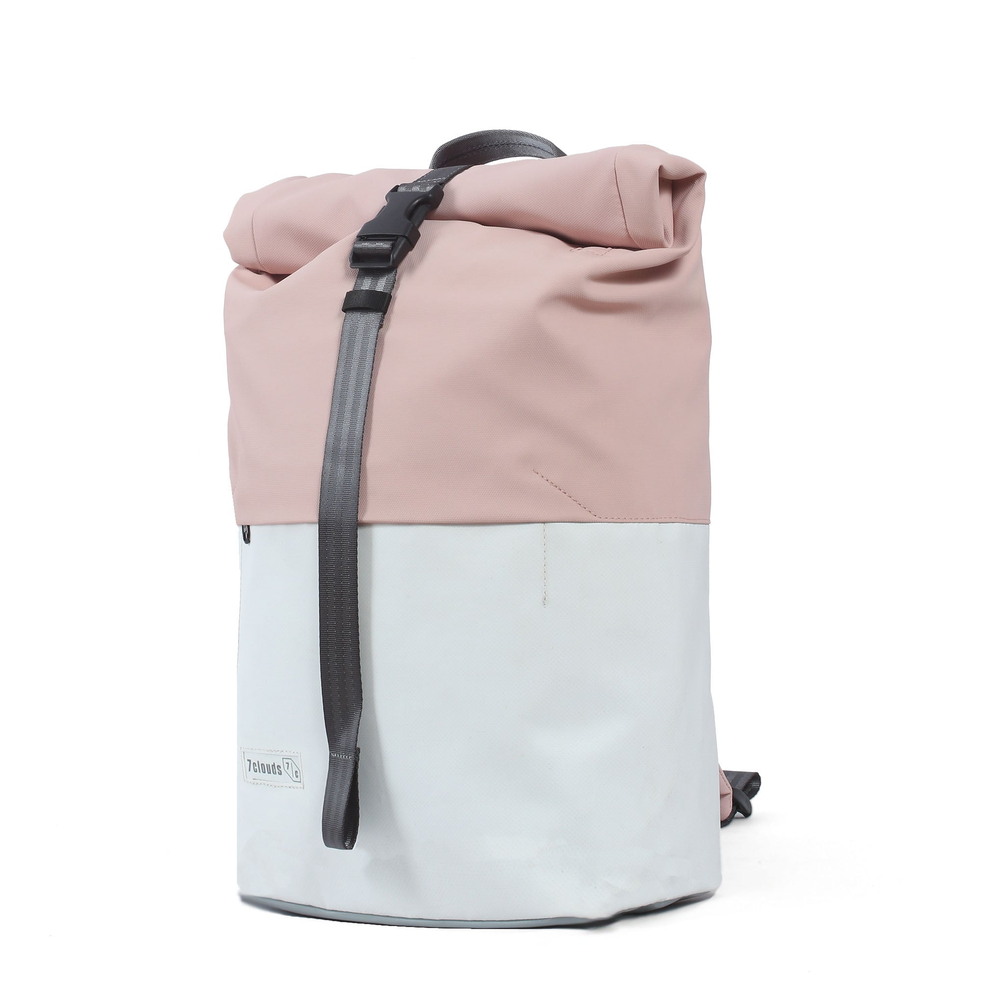 7clouds Laptoprucksack »Kira 7.1«, GRS (global recycling standard) zertifiziertes Material