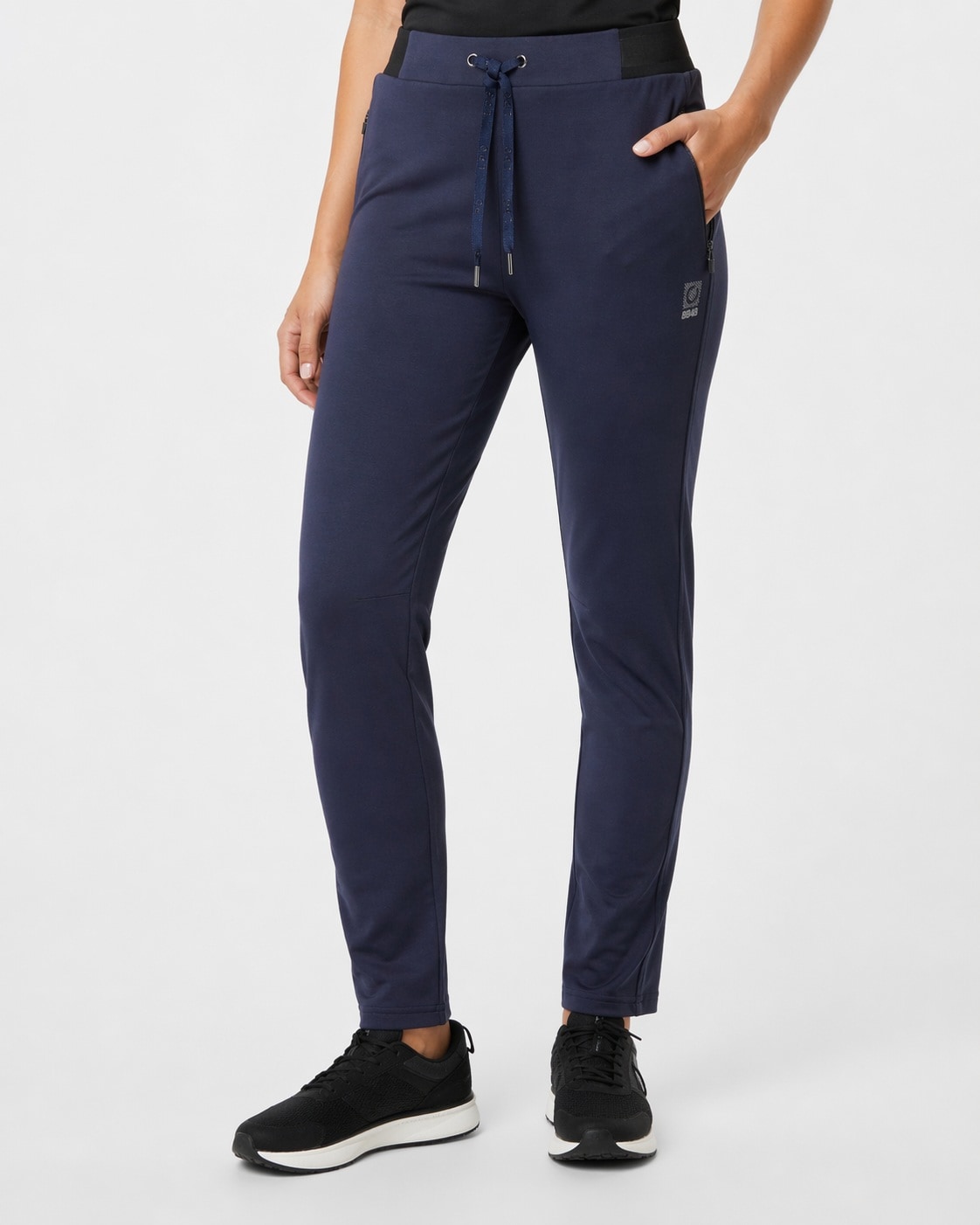 LPO Kleiderschrank "Sportjogger Thora" aus strapazierfähigem Double Face Material