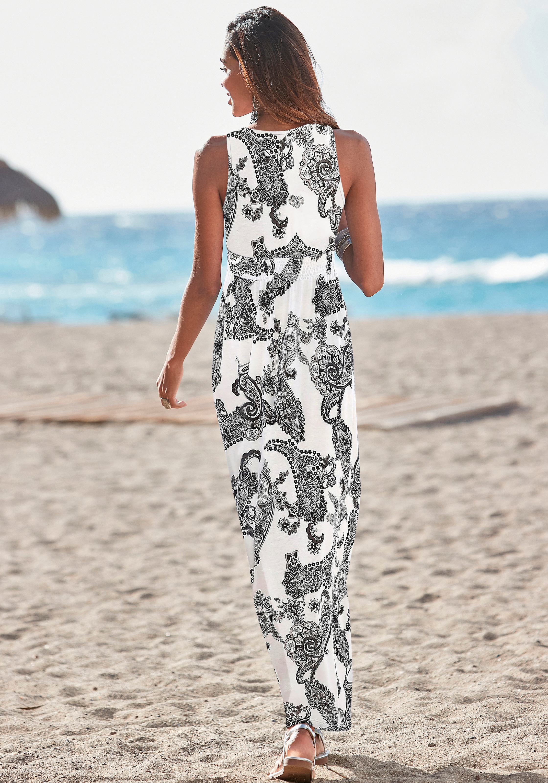 LASCANA Maxikleid mit verstellbarem Ausschnitt im Alloverdruck, Sommerkleid, Strandkleid