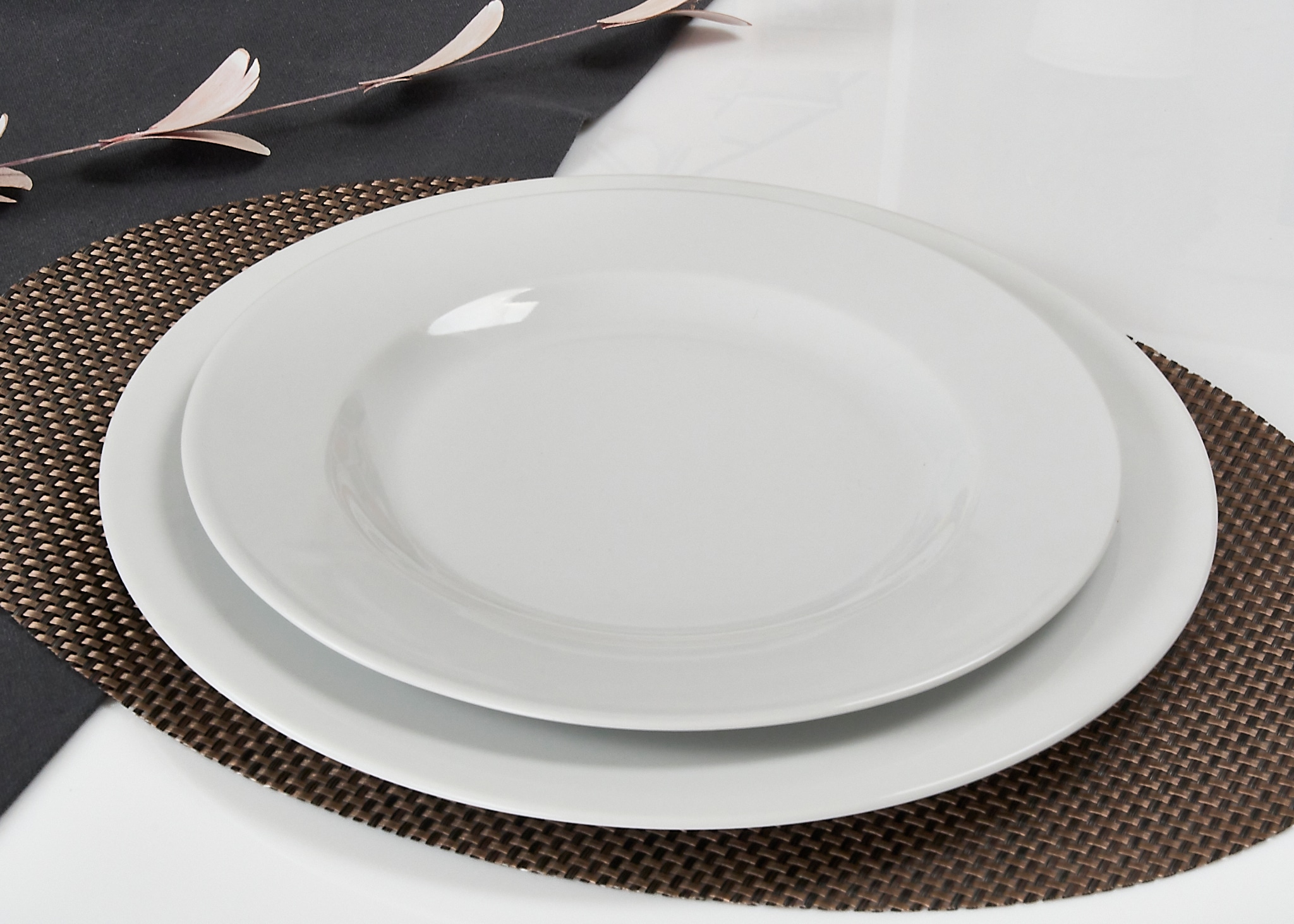 Retsch Arzberg Servierplatte »Platzteller HEIKE WEISS 32 cm, Set 2-teilig, rund, Porzellan«, (Set, 2 tlg.), vielfältig einsetzbar als Platzteller,Servierplatte oder für Tischdeko