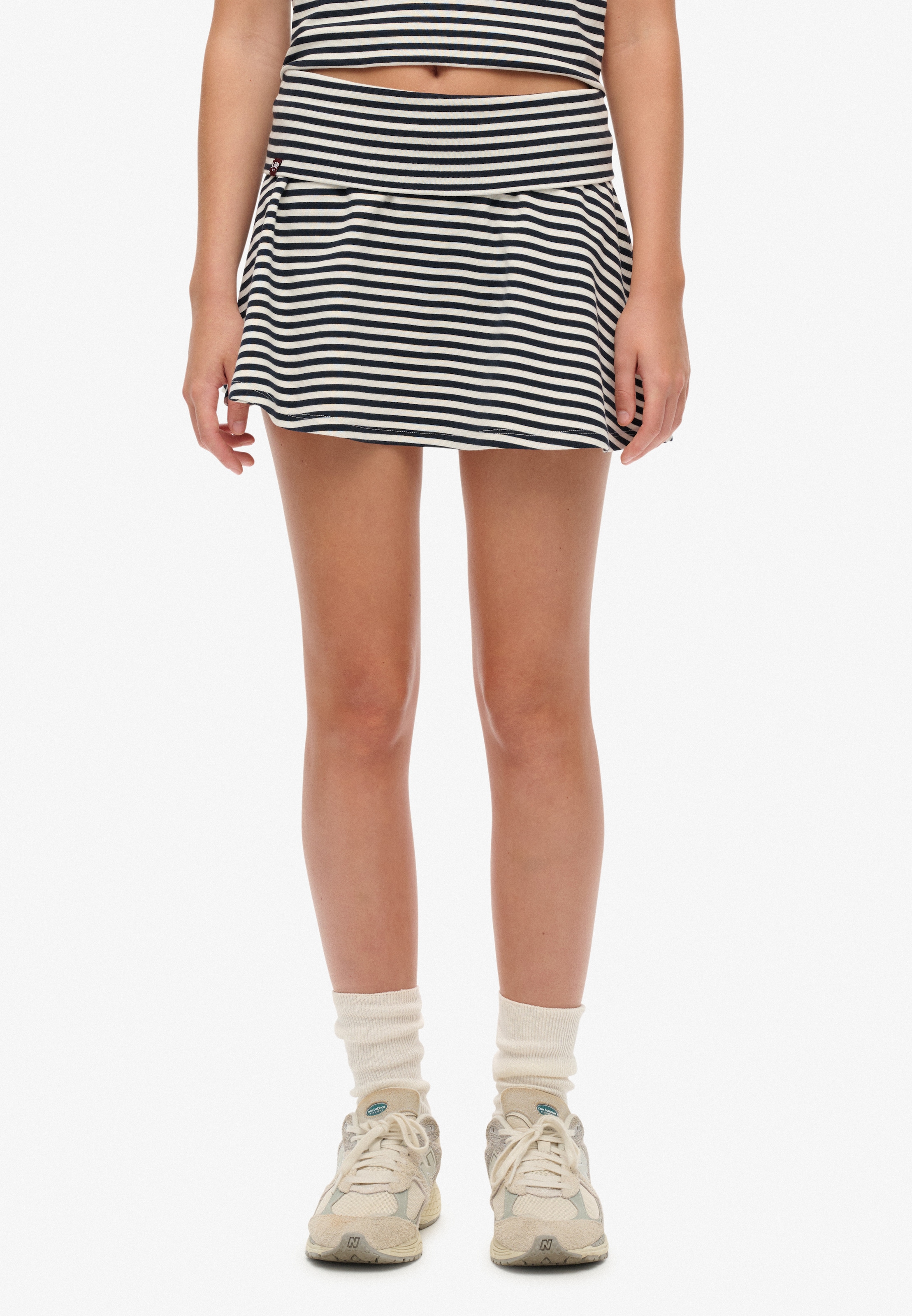 Superdry Minirock "ATH ESS FOLD OVER SKIRT" aus Baumwollmischung, Regular Fit, mit Gummizug, gestreiftes Design