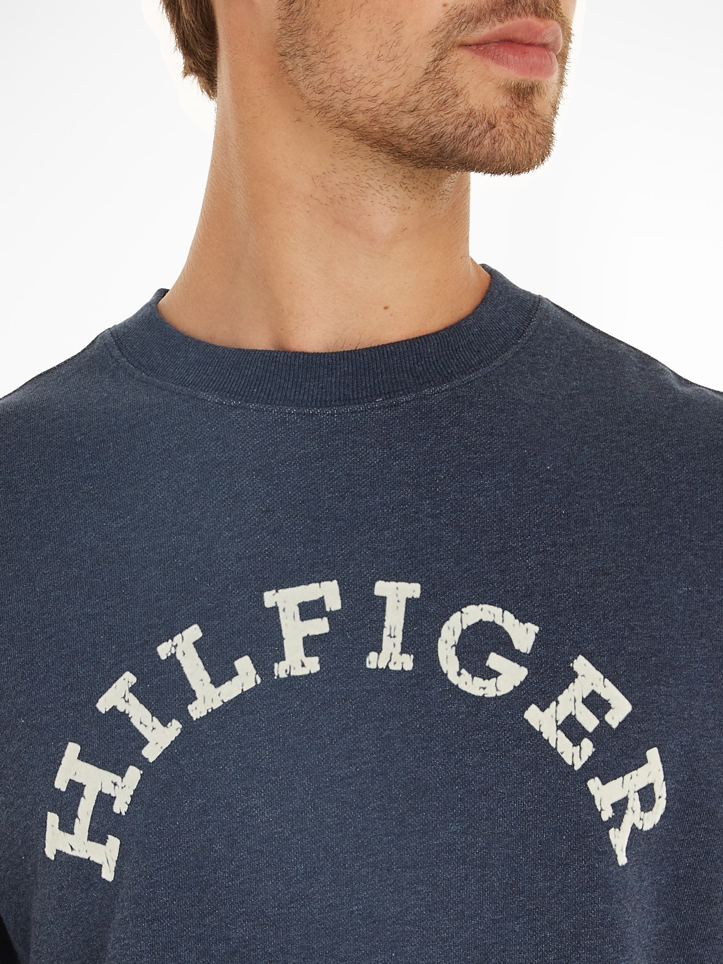 Tommy Hilfiger Sweatshirt »HILFIGER ARCHED HTR SWEATSHIRT«, mit gebrochenem Print