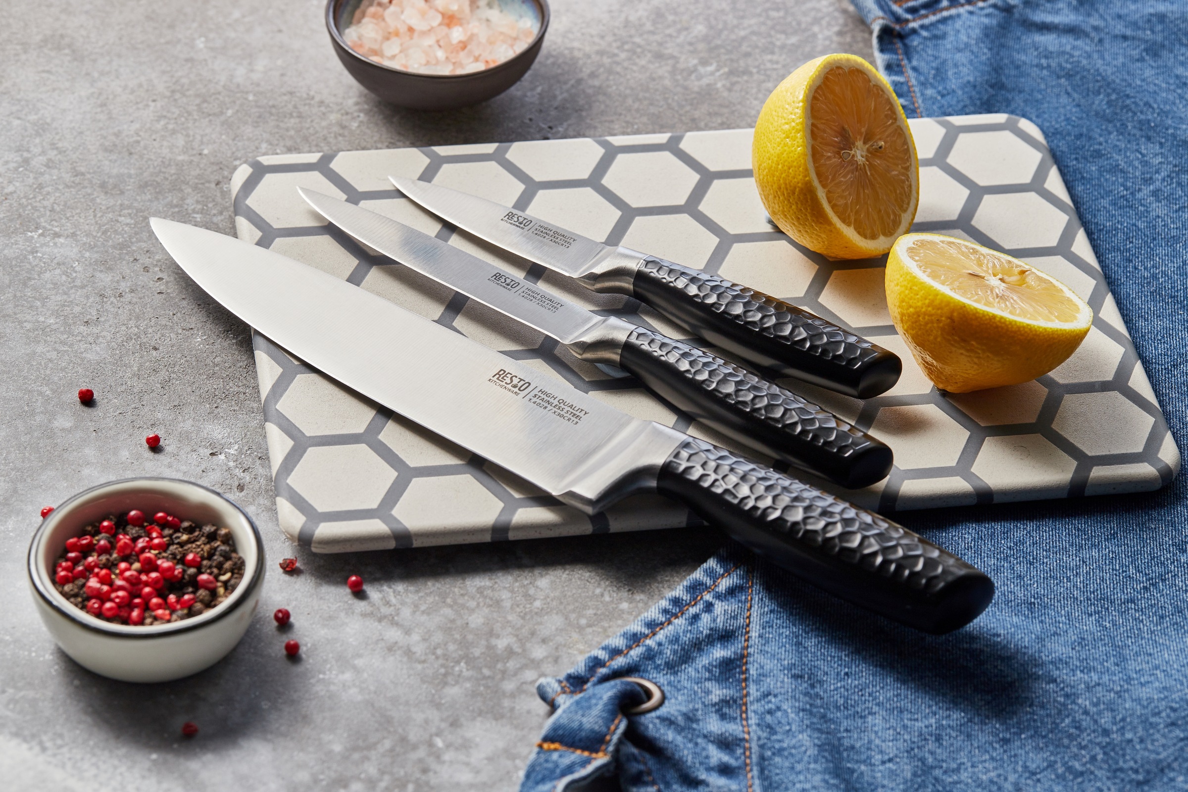 RESTO Kitchenware Messer-Set »Thor, Edelstahlmesser 3-teilig mit einzigartigem Griffdesign«, (Set, 3 tlg.), Kochmesser 20 cm, Universalmesser 13 cm, Gemüsemesser 8,75 cm