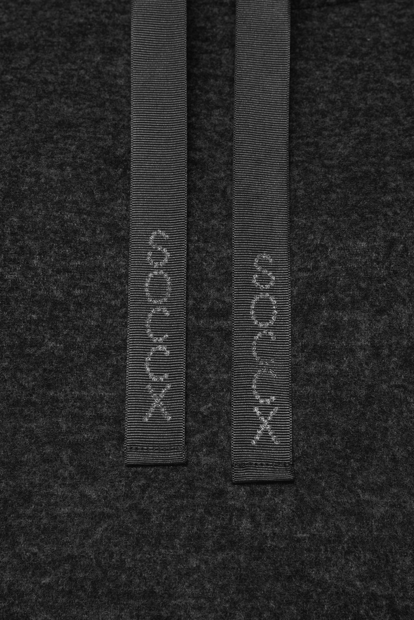 SOCCX Strickkleid, mit überschnittenen Schultern