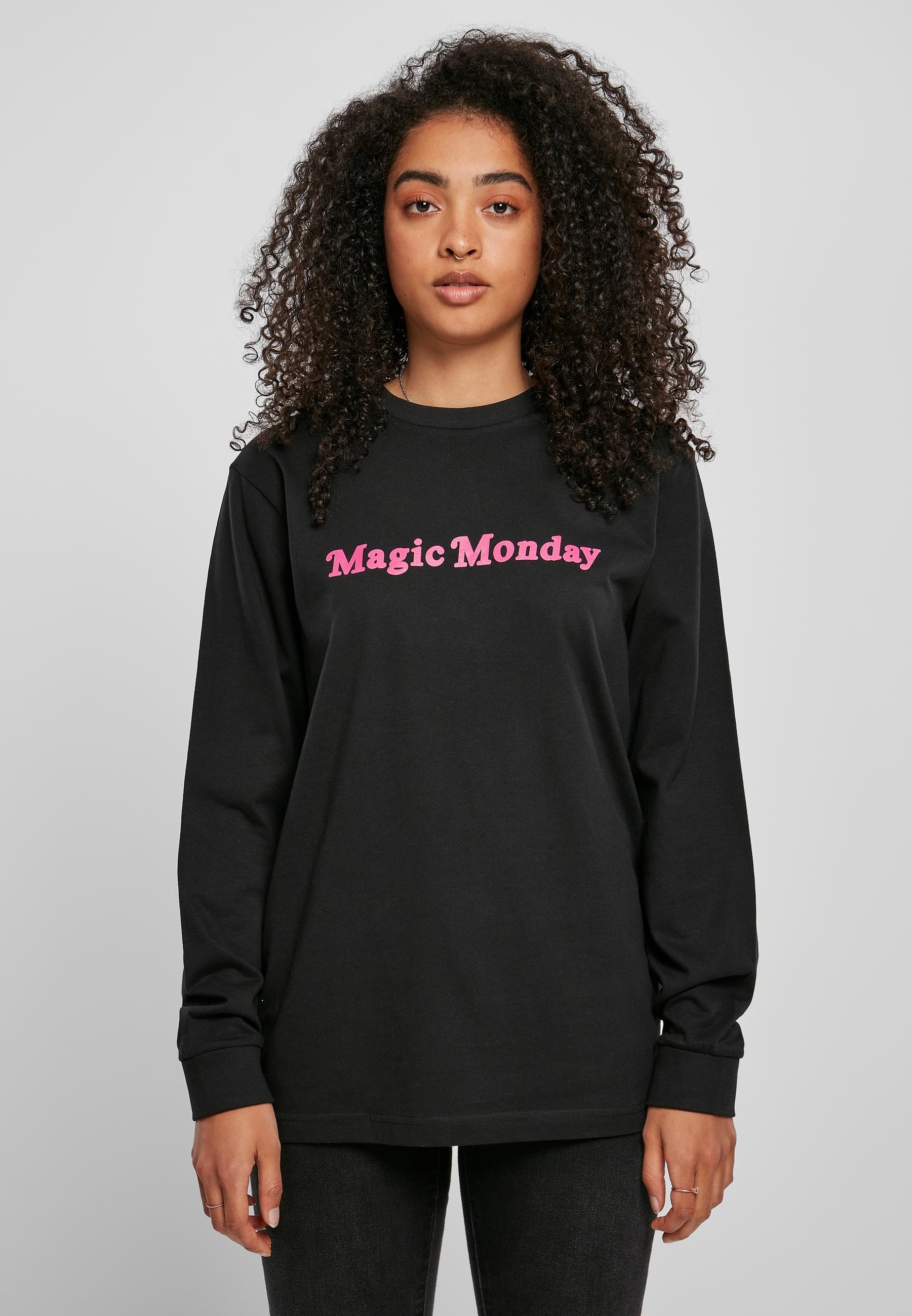 MisterTee Longsleeve »MisterTee Damen Ladies Magic Monday Slogan Longsleeve«, (1 tlg.)