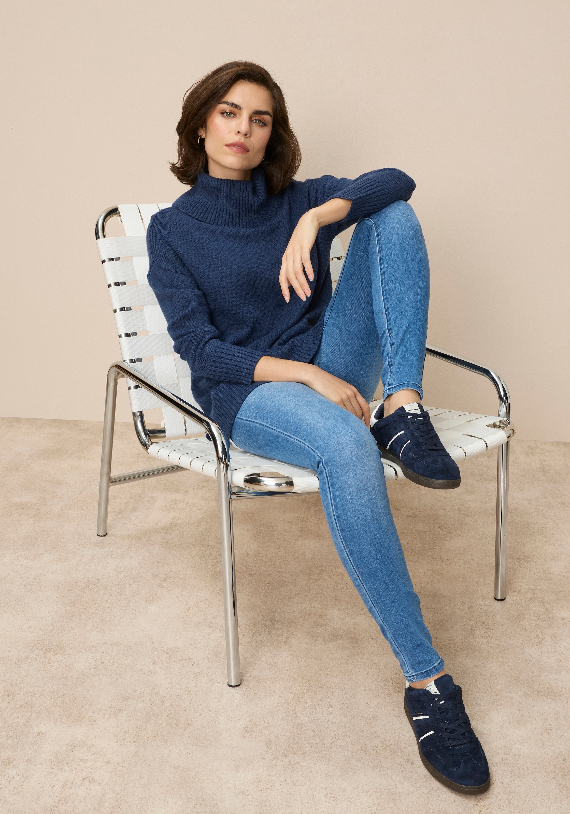 Tamaris in lässiger Form mit seitlichen Schlitzen