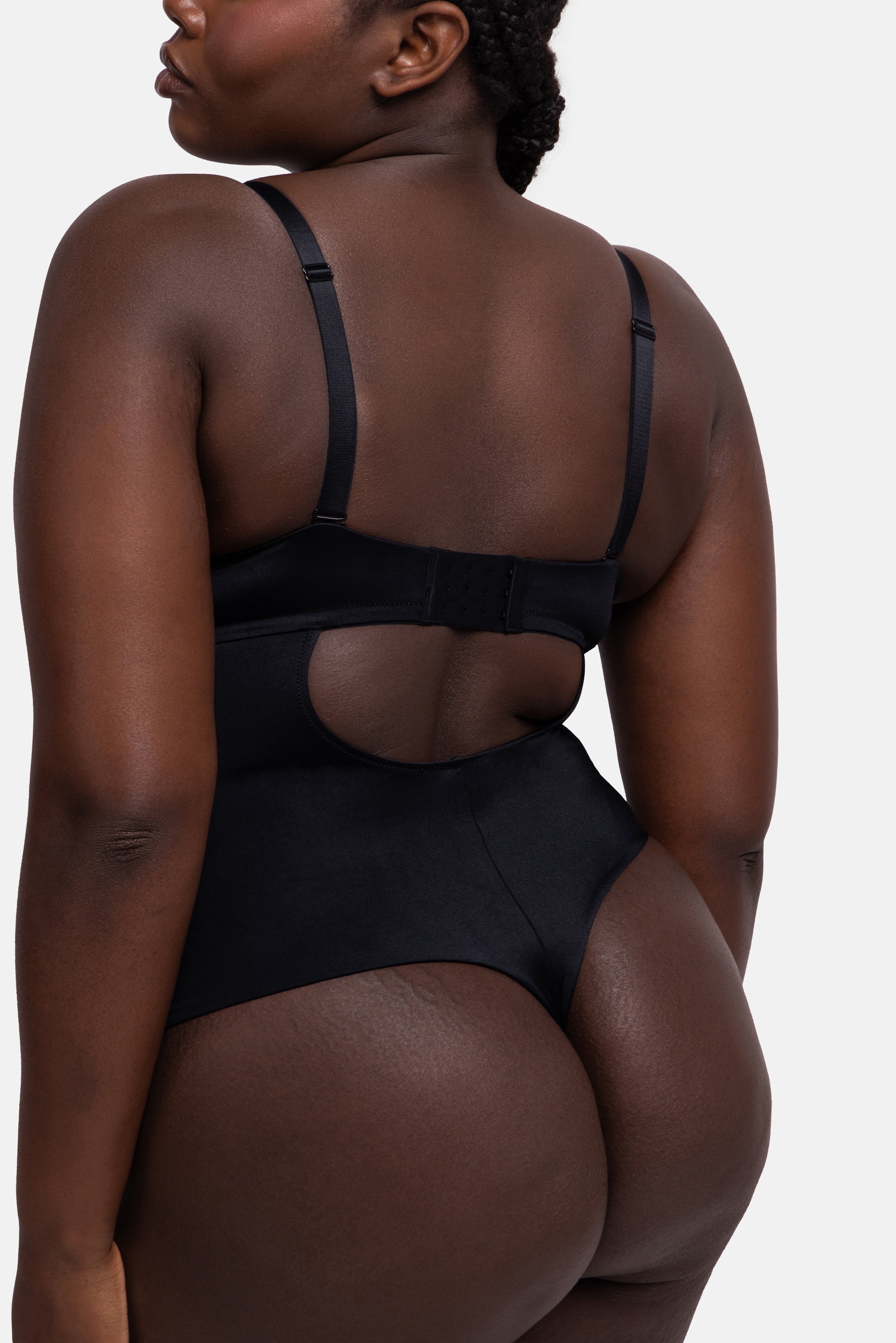 Thumbnail - Dorina Stringbody "SUBLIME SCULPT" Mit abnehmbaren Trägern