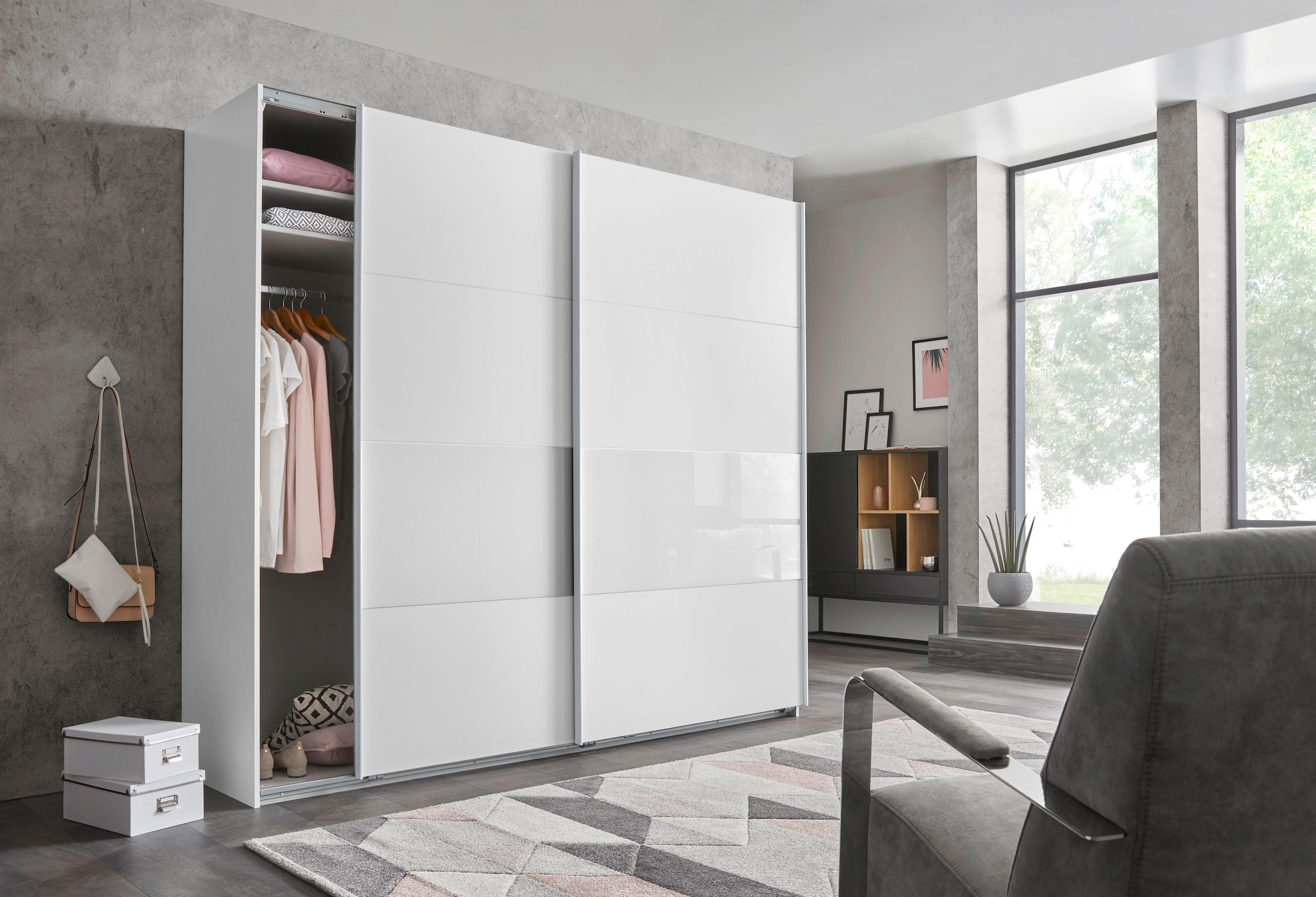 Wimex Schwebetürenschrank "Bramfeld Kleiderschrank" mit Glaselementen und zusätzlichen Einlegeböden