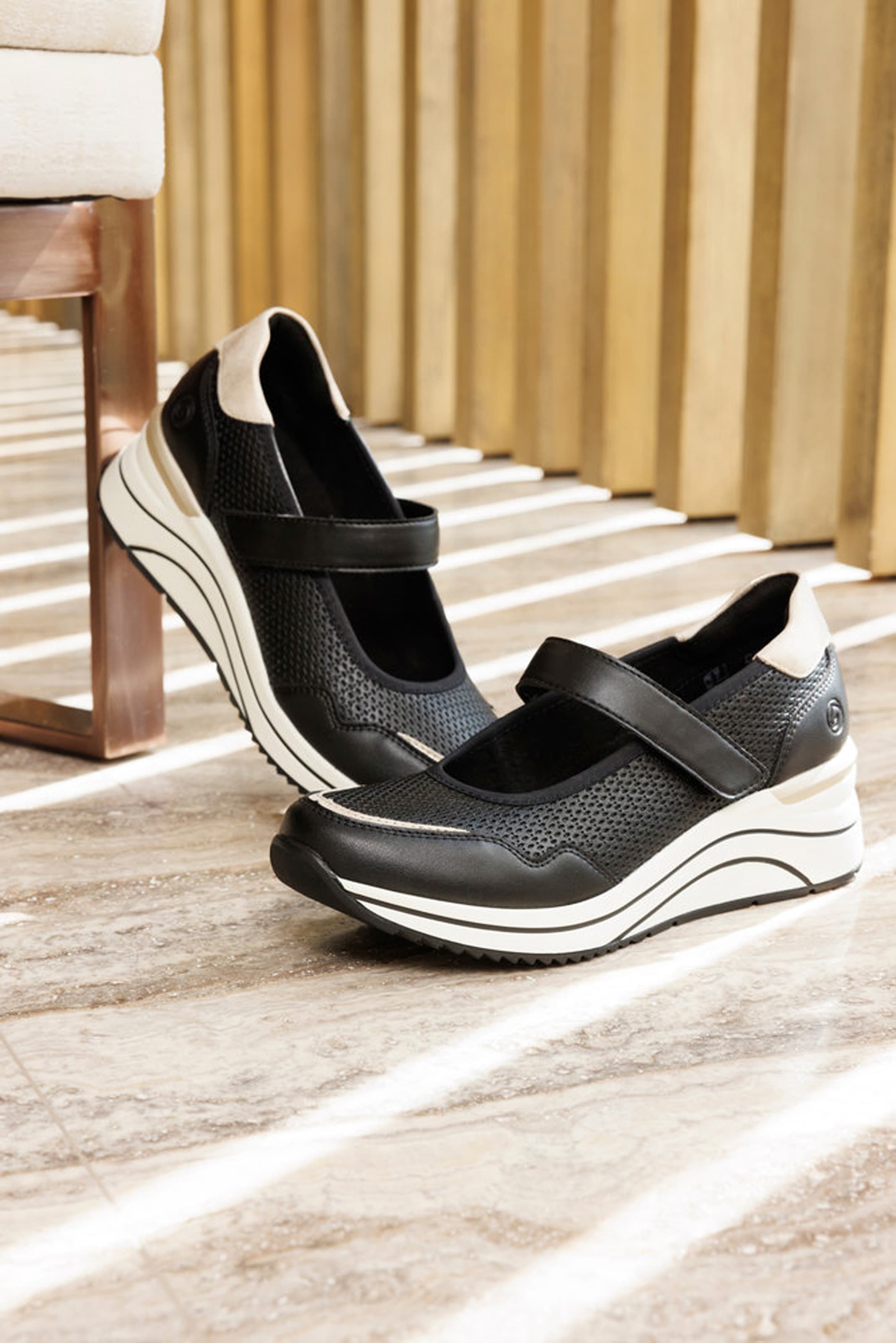 Remonte Riemchenballerina, Keilabsatz, Halbschuh, Freizeitschuh mit Soft-Einlage
