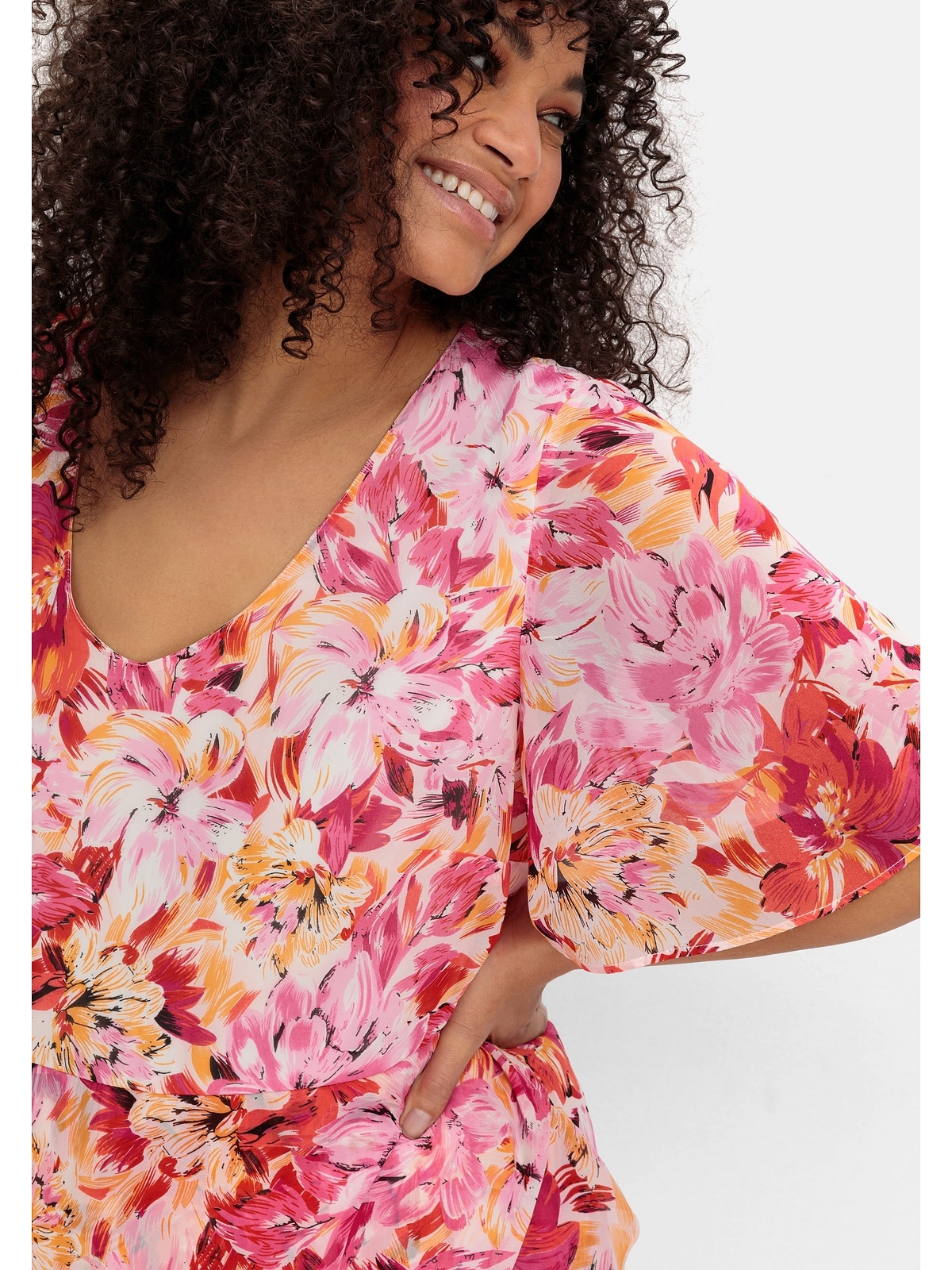 sheego by Joe Browns Chiffonkleid »Große Größen«, mit Blumendruck und Flügelärmeln