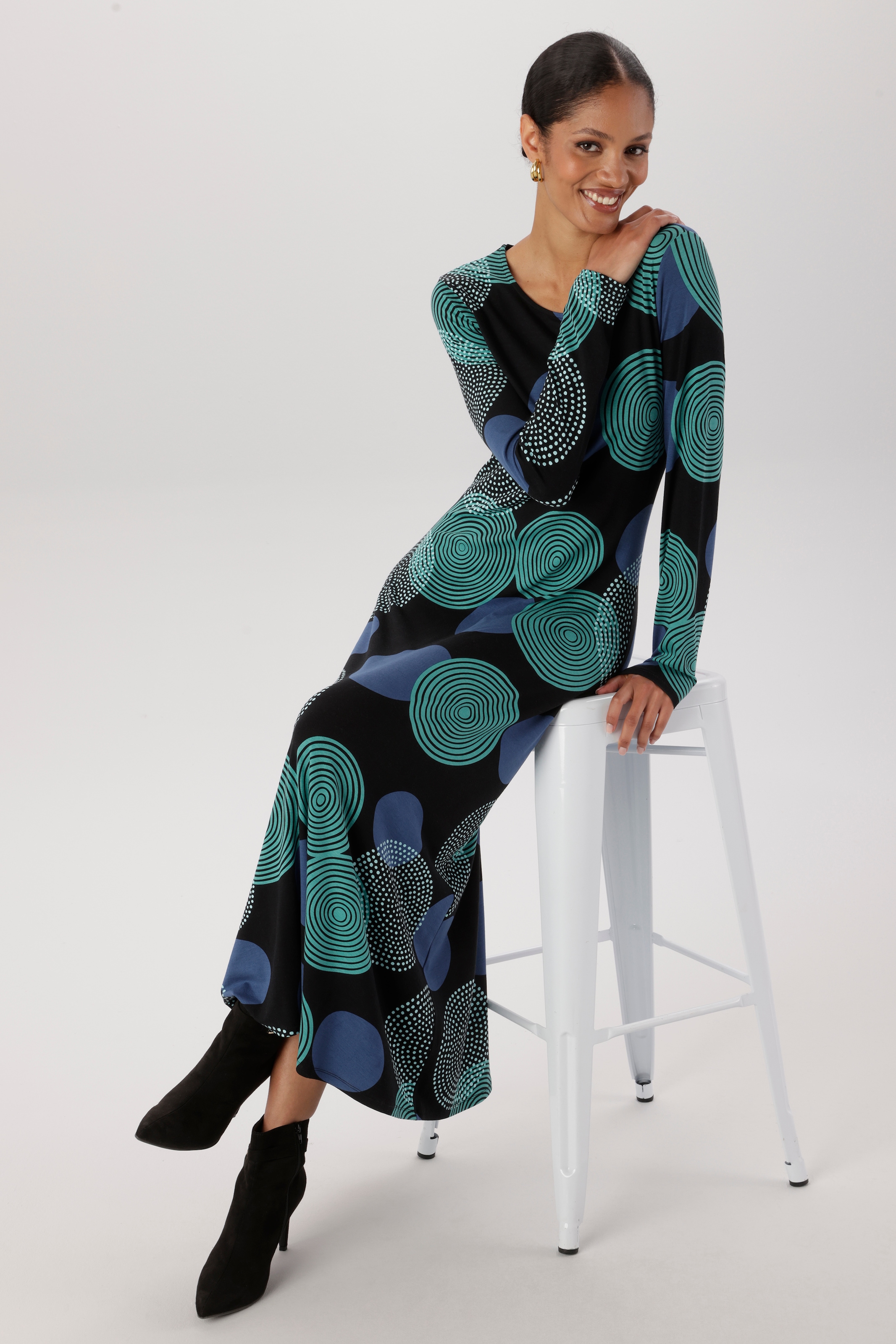 Aniston SELECTED Maxikleid mit etwas weiter schwingendem Rockteil - NEUE KOLLEKTION