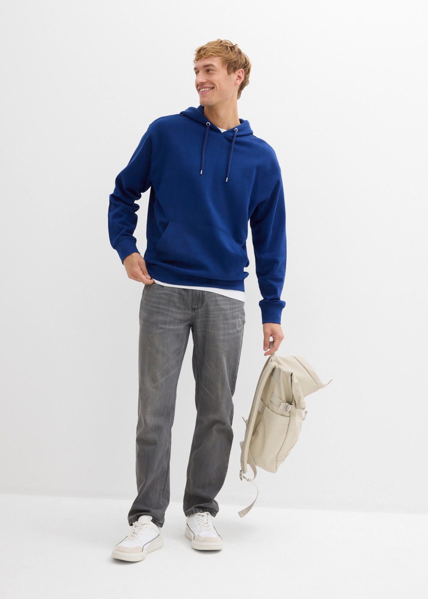bonprix Hoodie , im Loose Fit, mit Kapuze, aus Baumwolle
